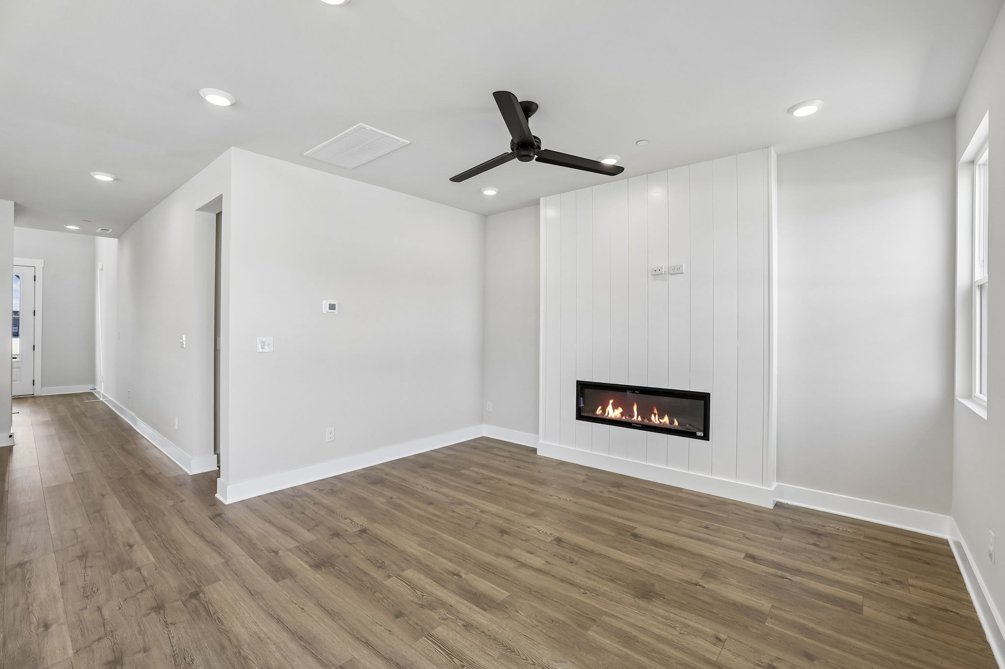 10109 Whitehorn Ln