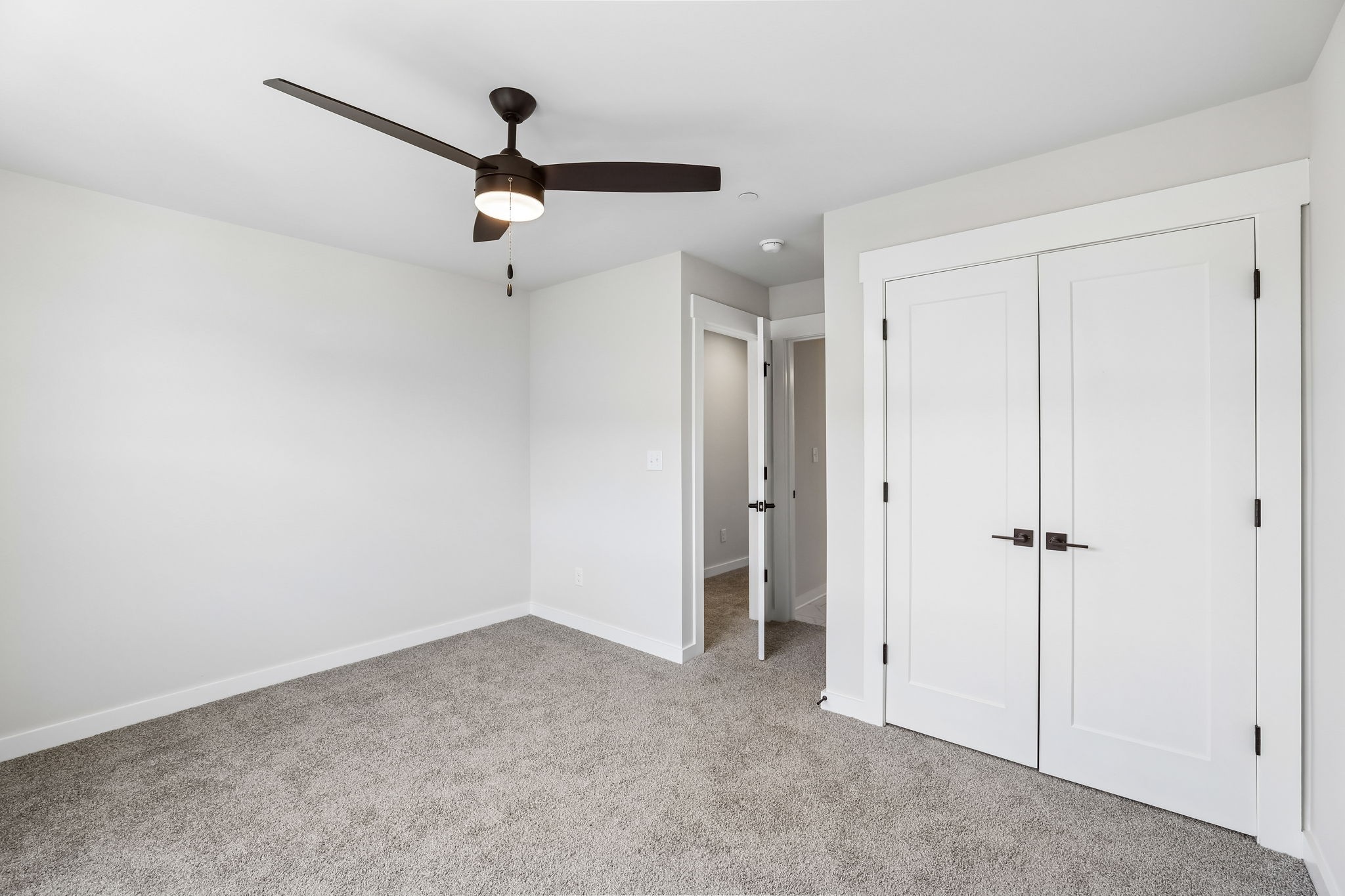 10109 Whitehorn Ln