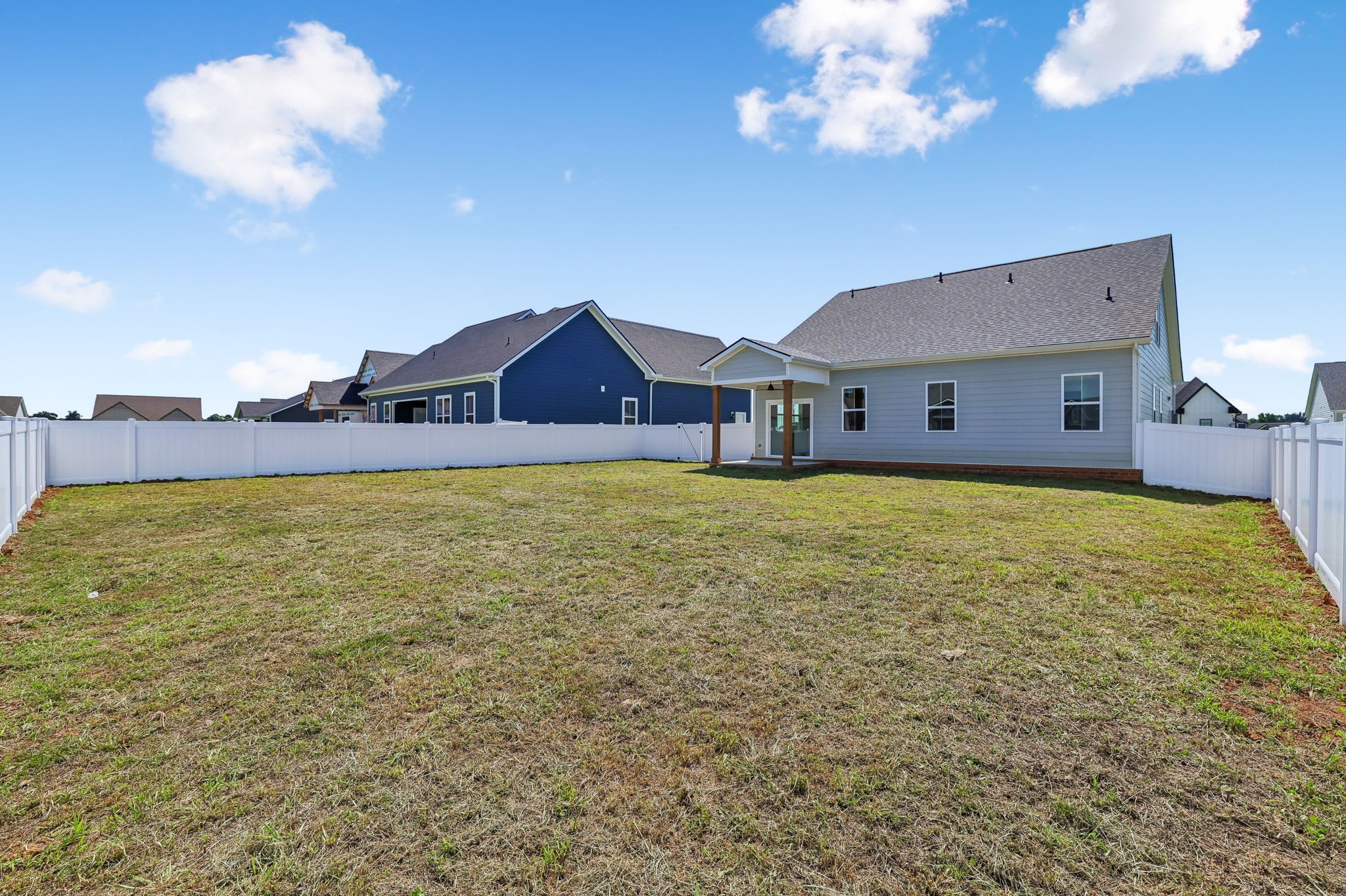 10109 Whitehorn Ln