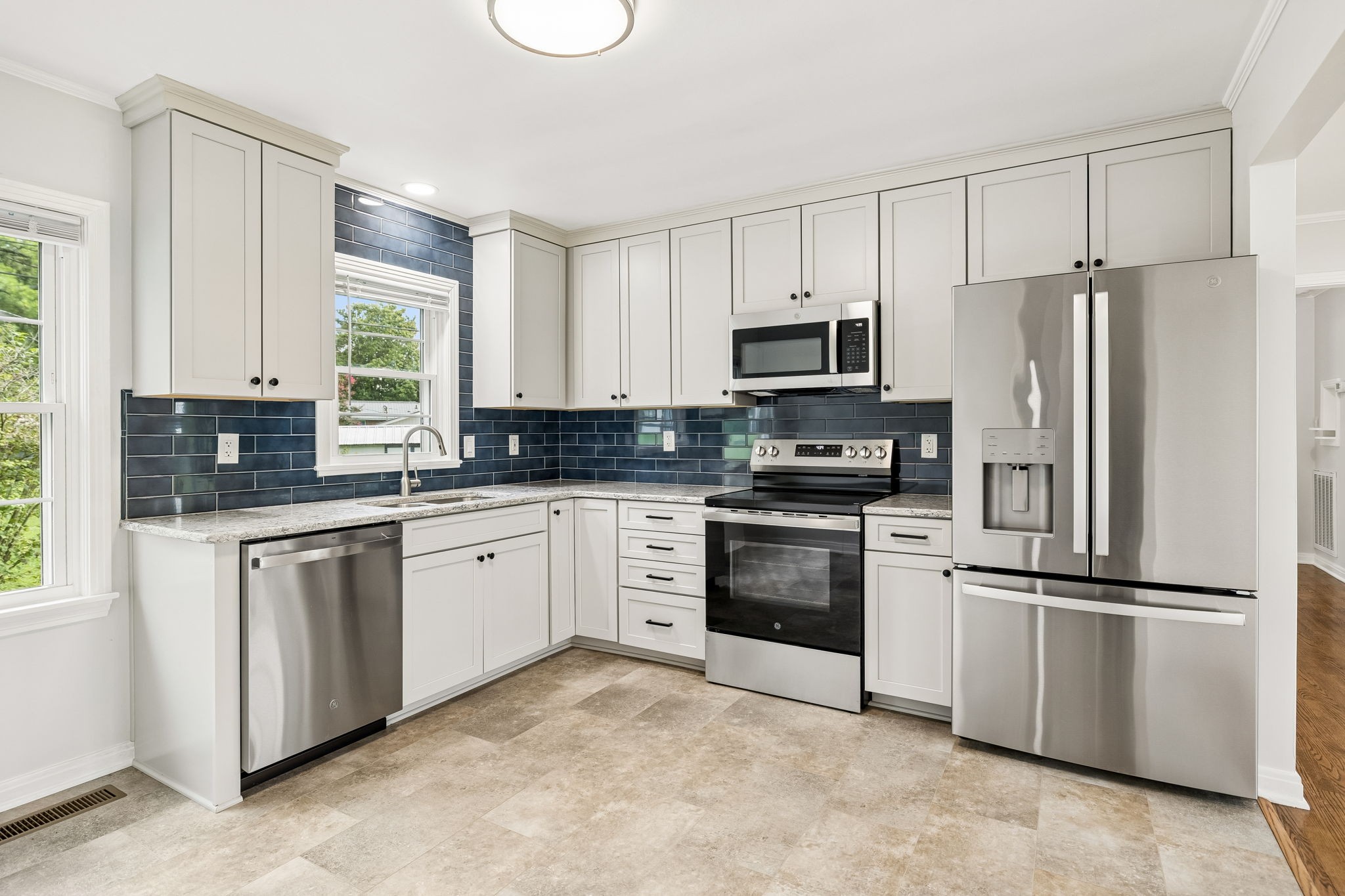 202 Jackson Heights Rd