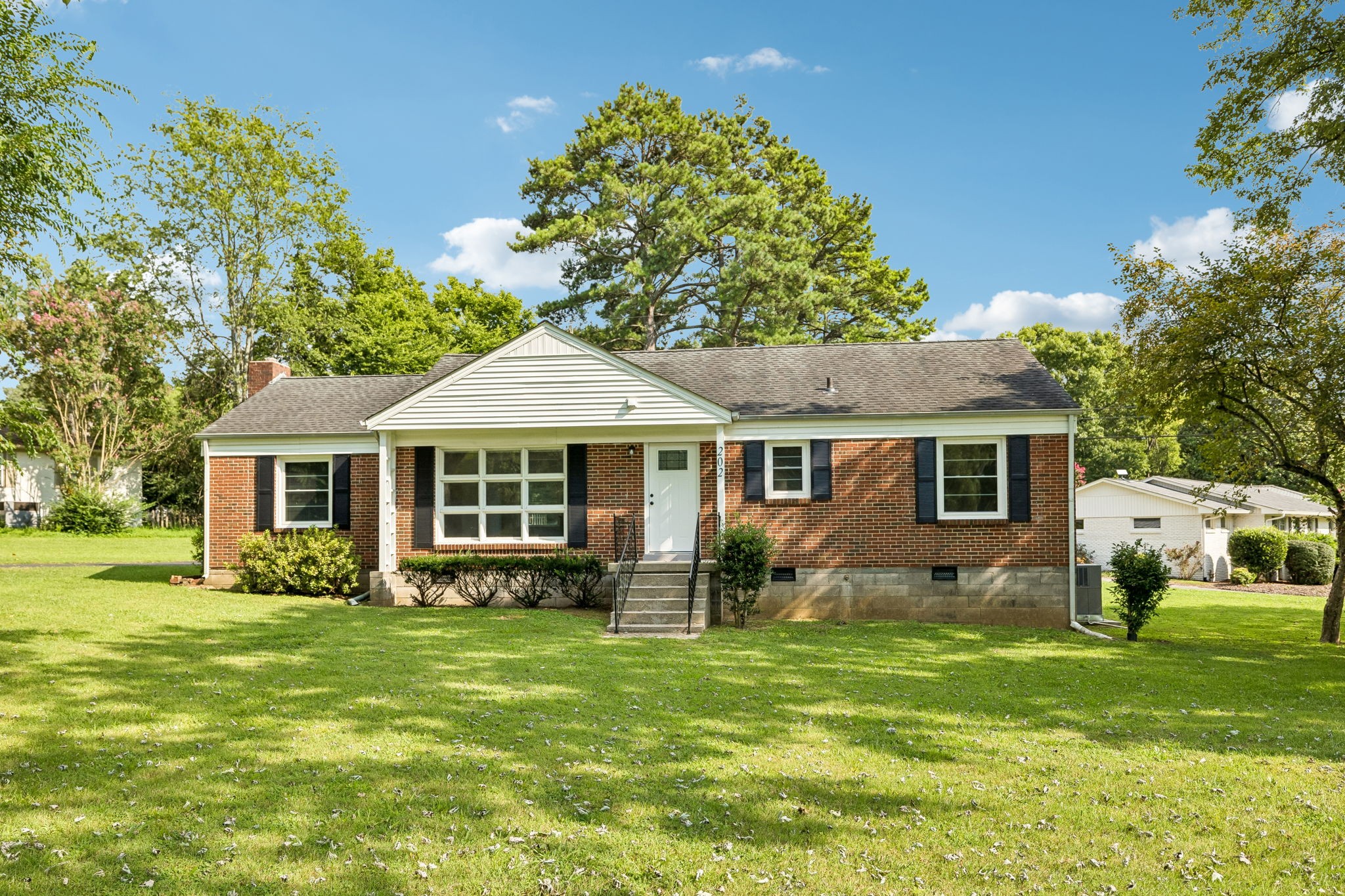 202 Jackson Heights Rd