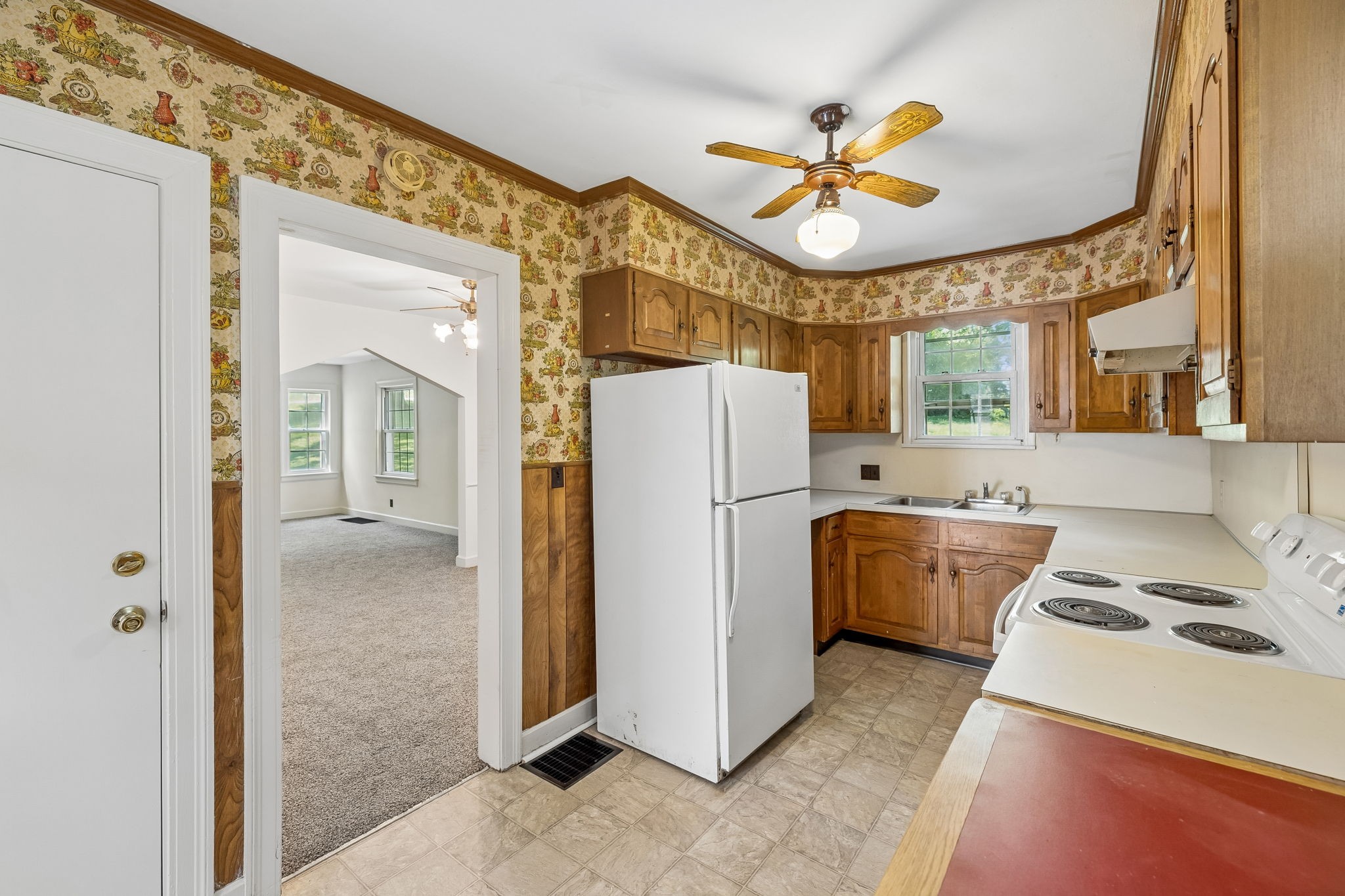 210 Cliffdale Rd