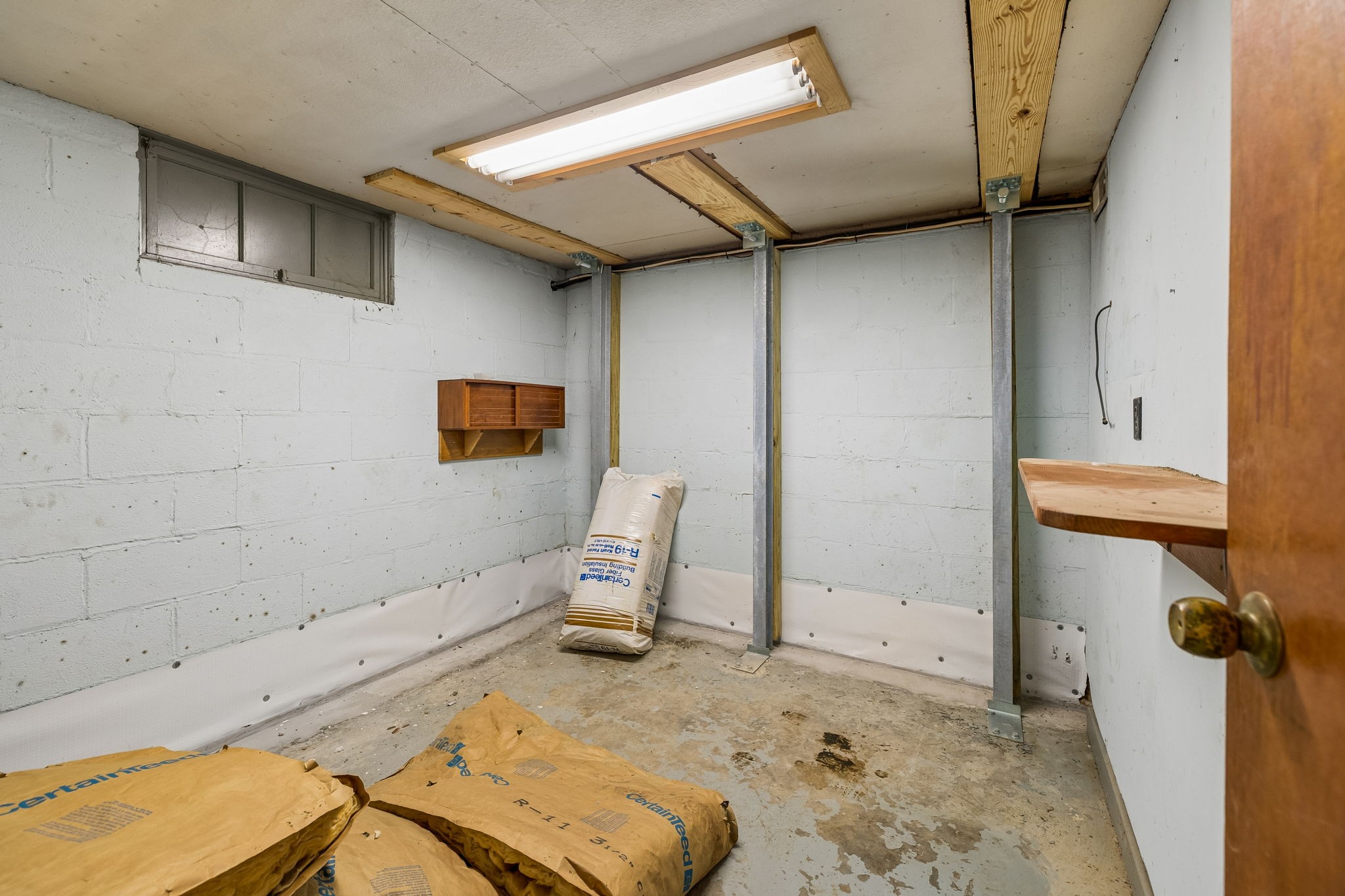 210 Cliffdale Rd