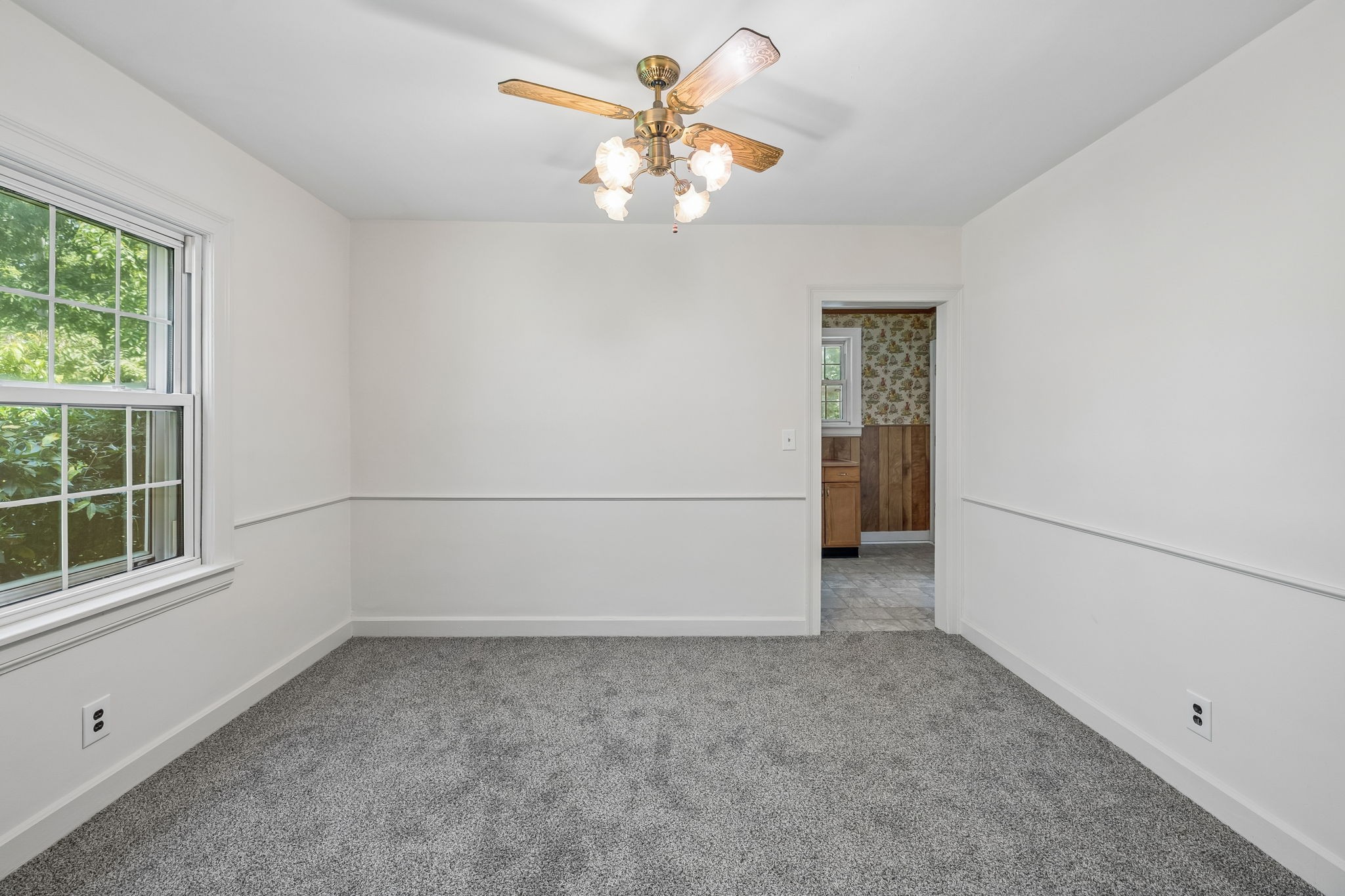 210 Cliffdale Rd