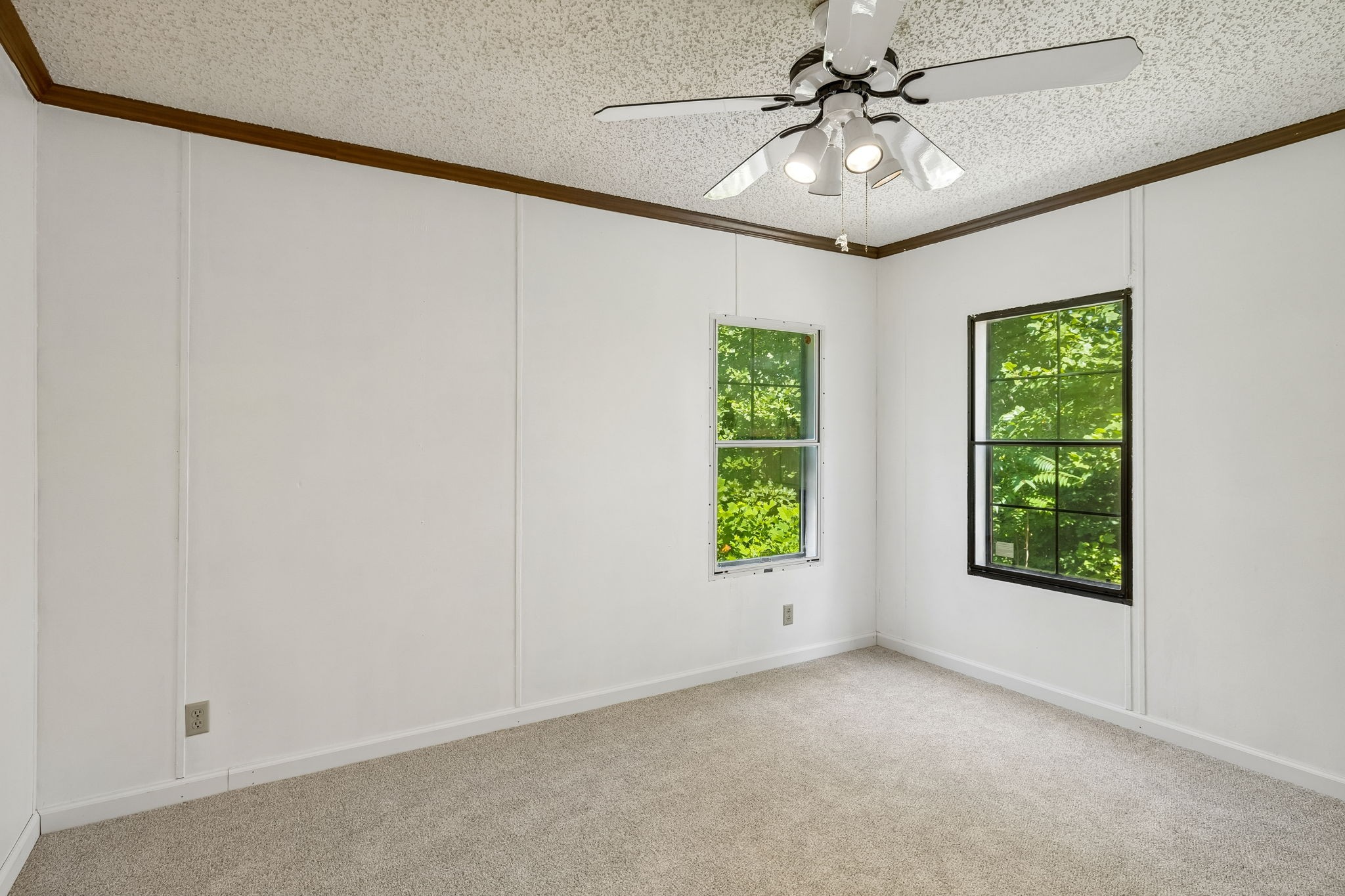 2588 Greer Rd