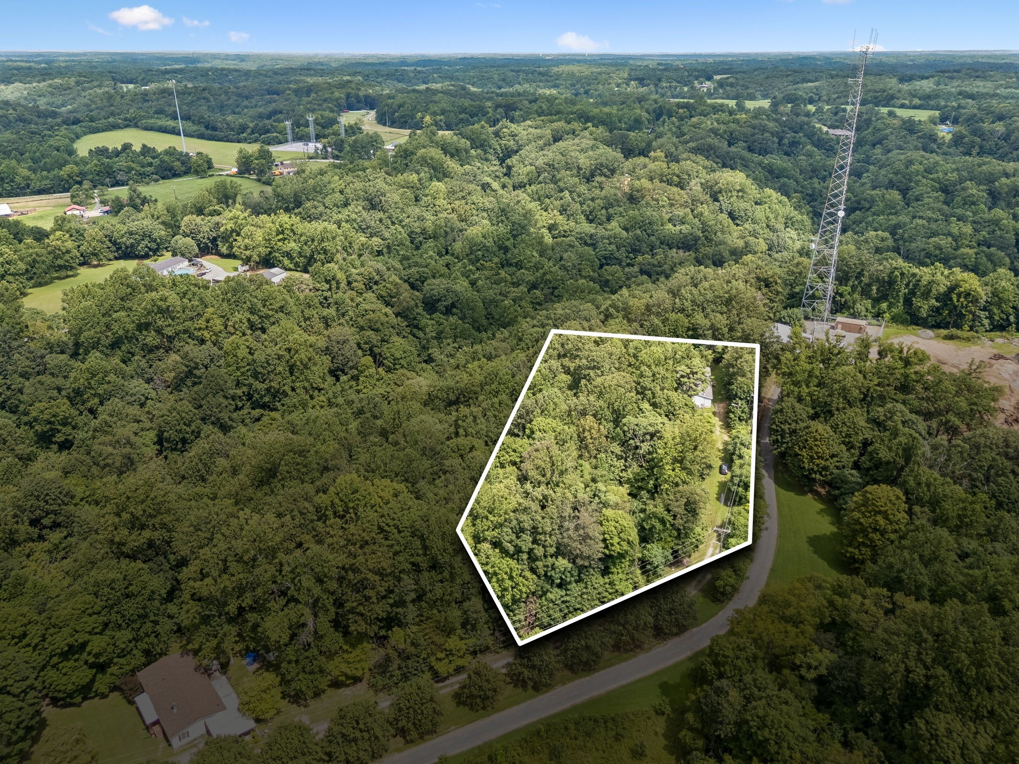 2588 Greer Rd