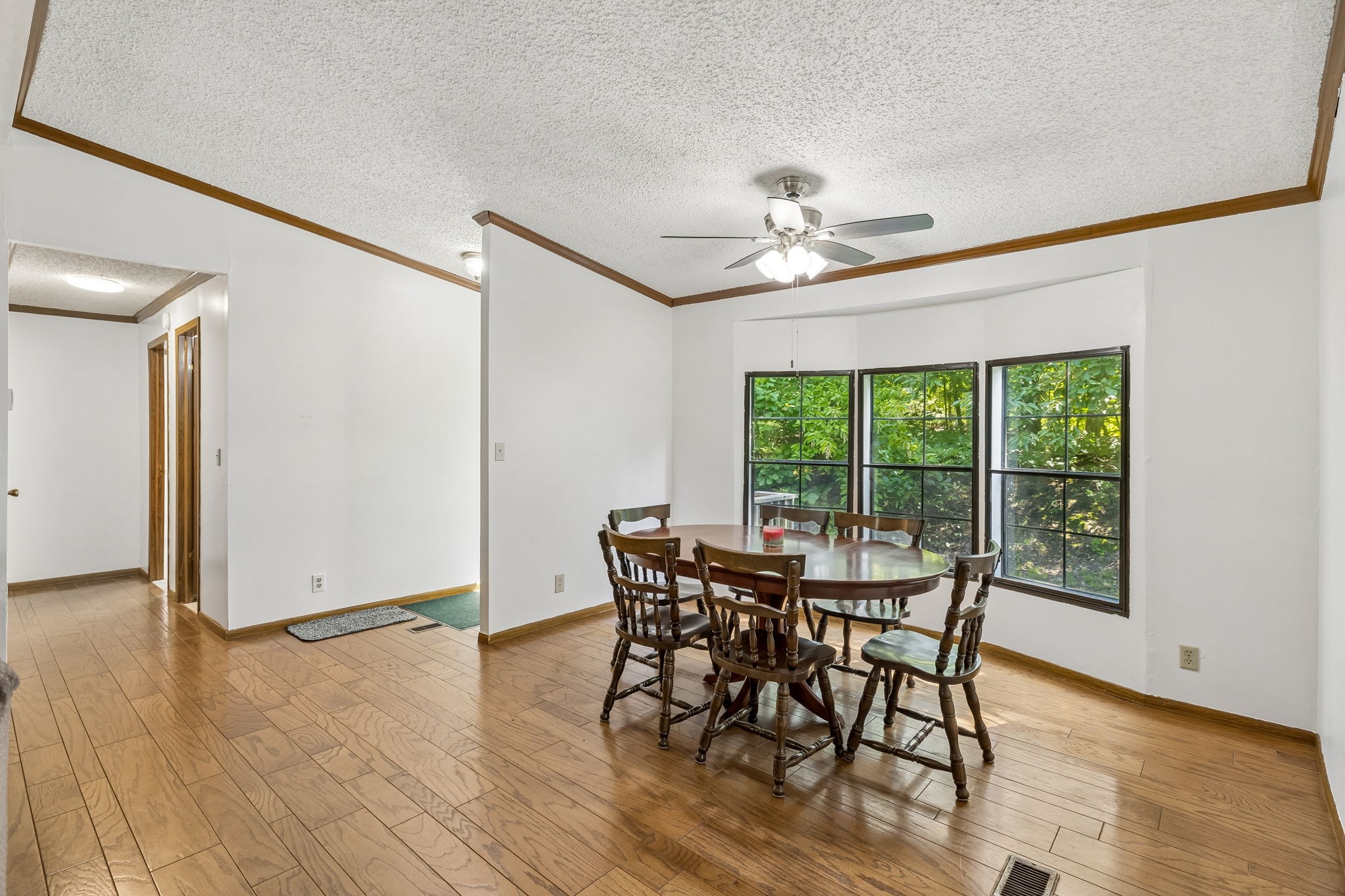 2588 Greer Rd
