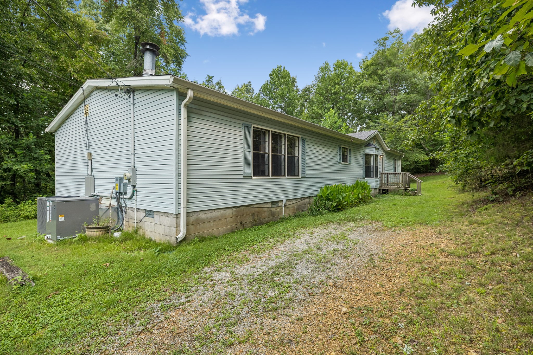 2588 Greer Rd