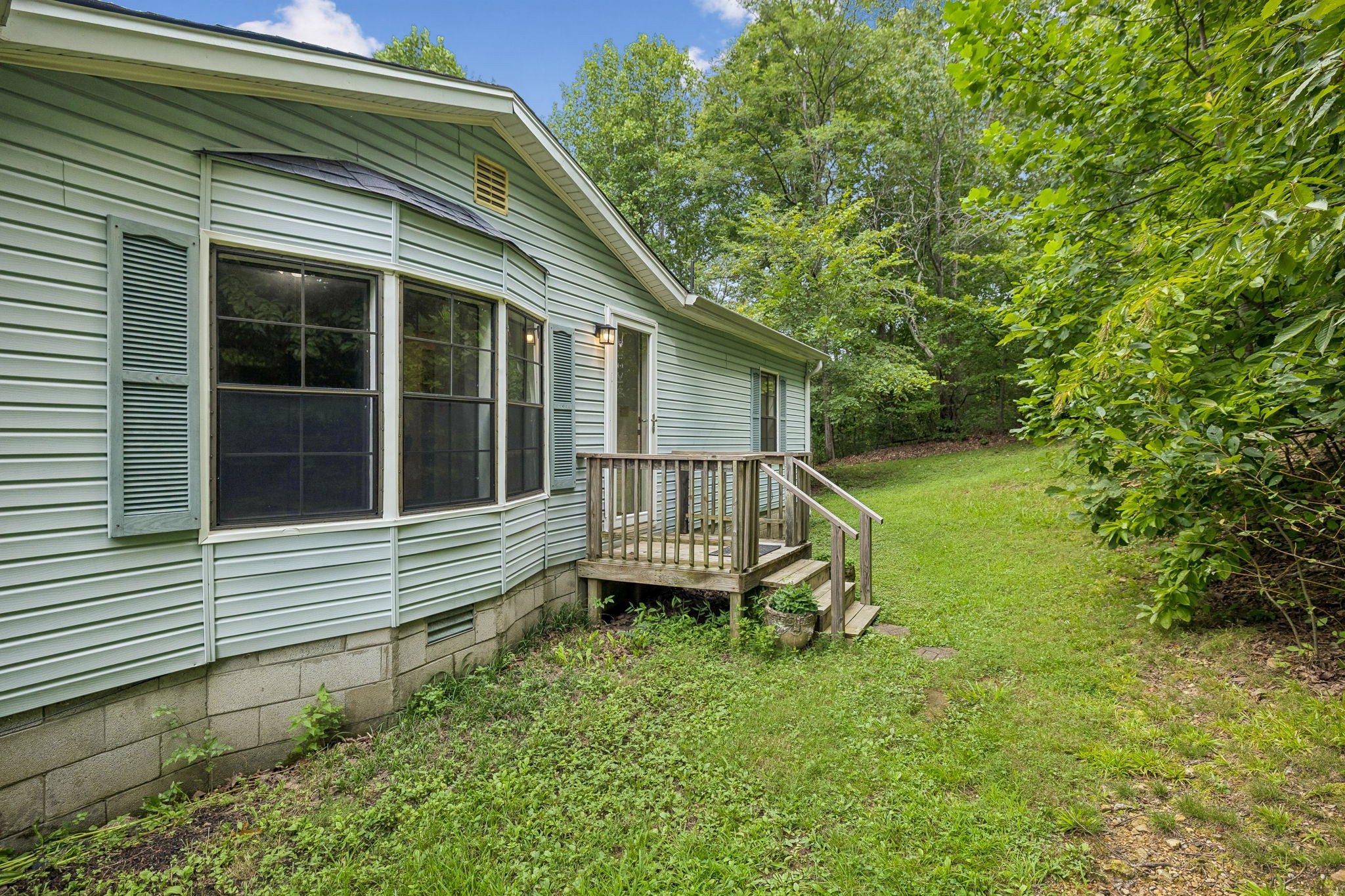 2588 Greer Rd