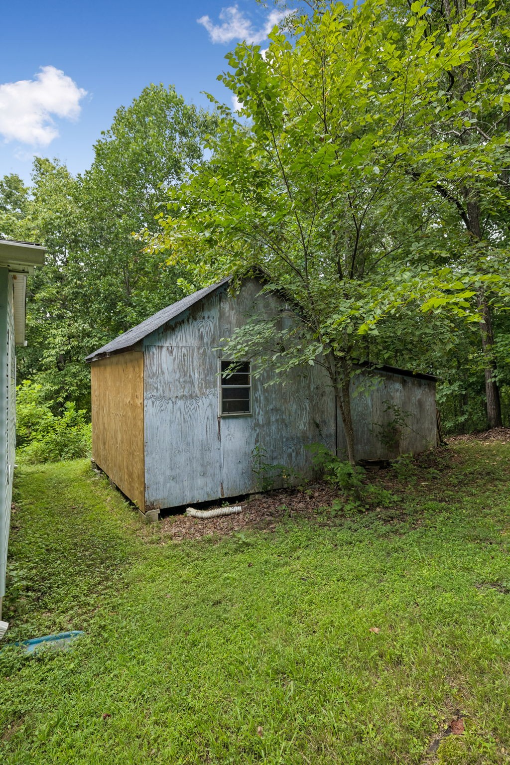 2588 Greer Rd