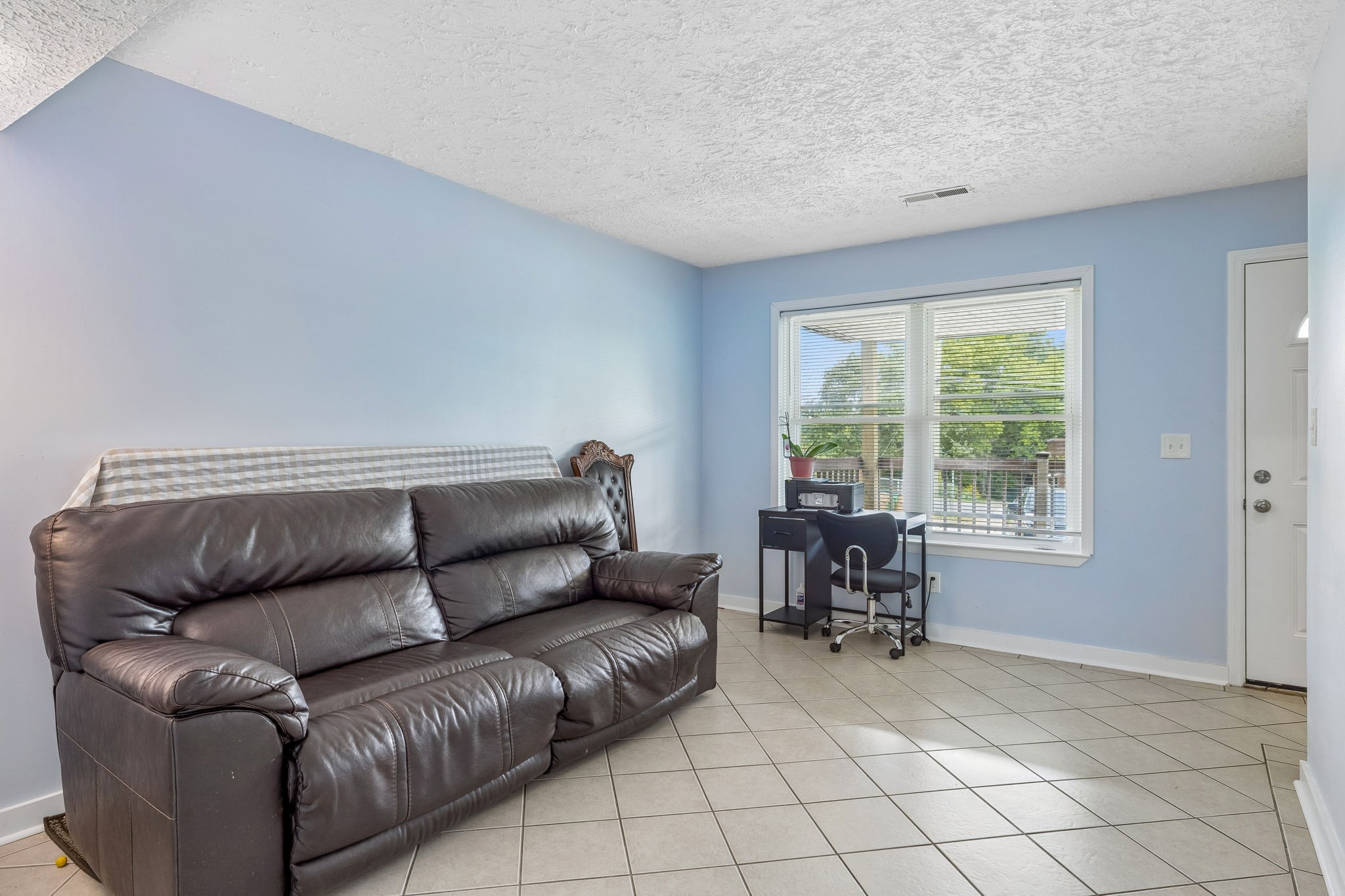 211 Archwood Dr
