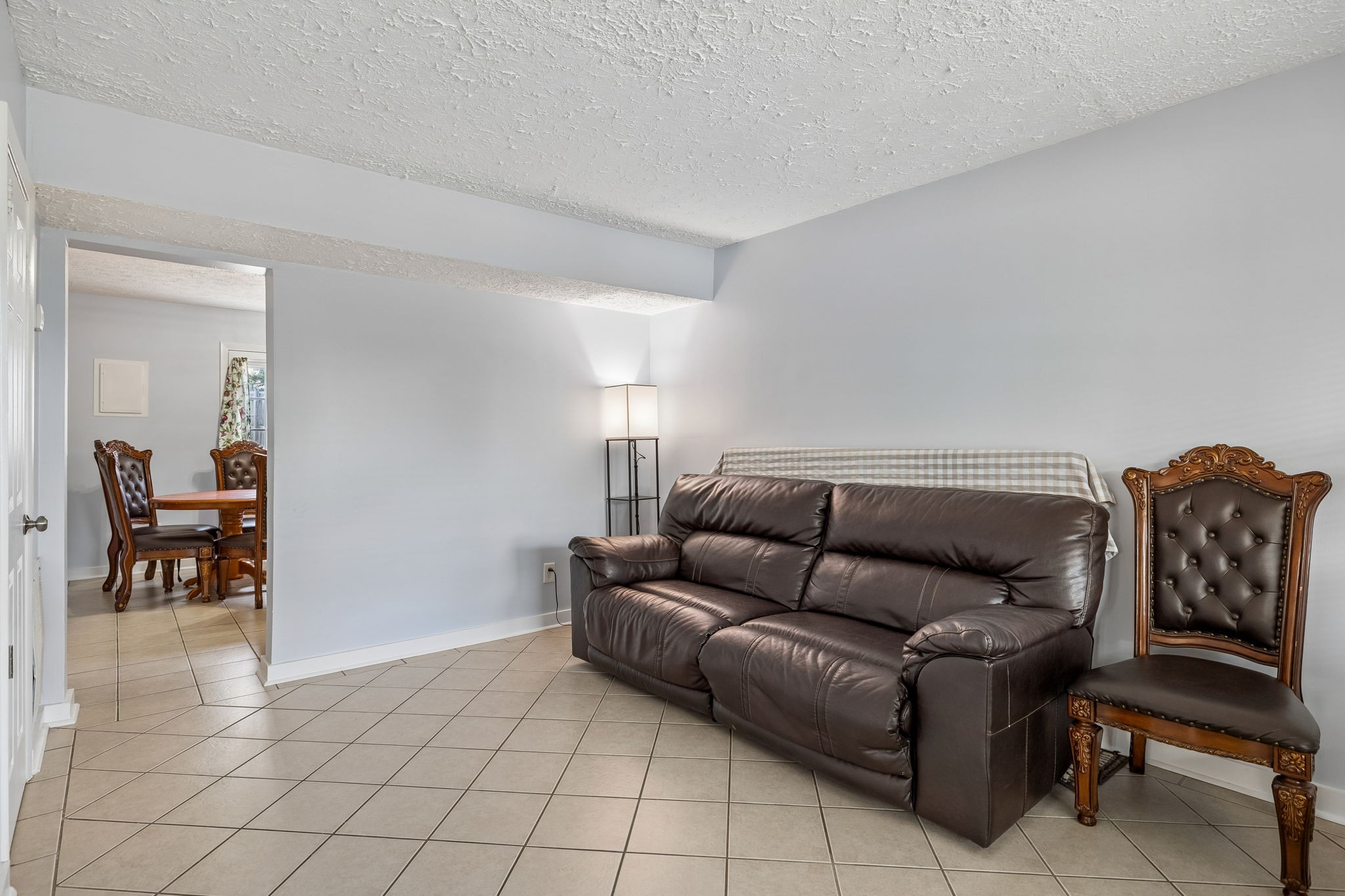 211 Archwood Dr