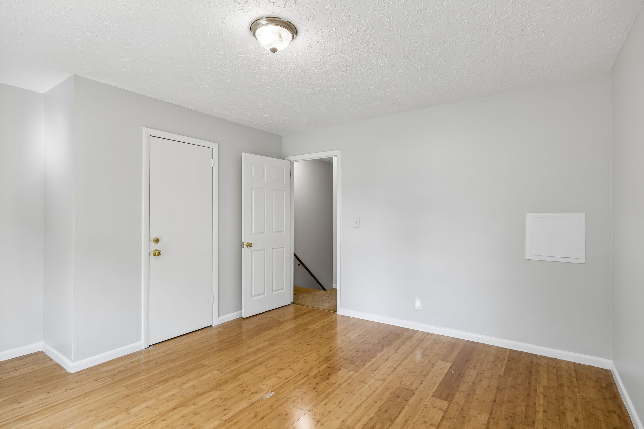 211 Archwood Dr