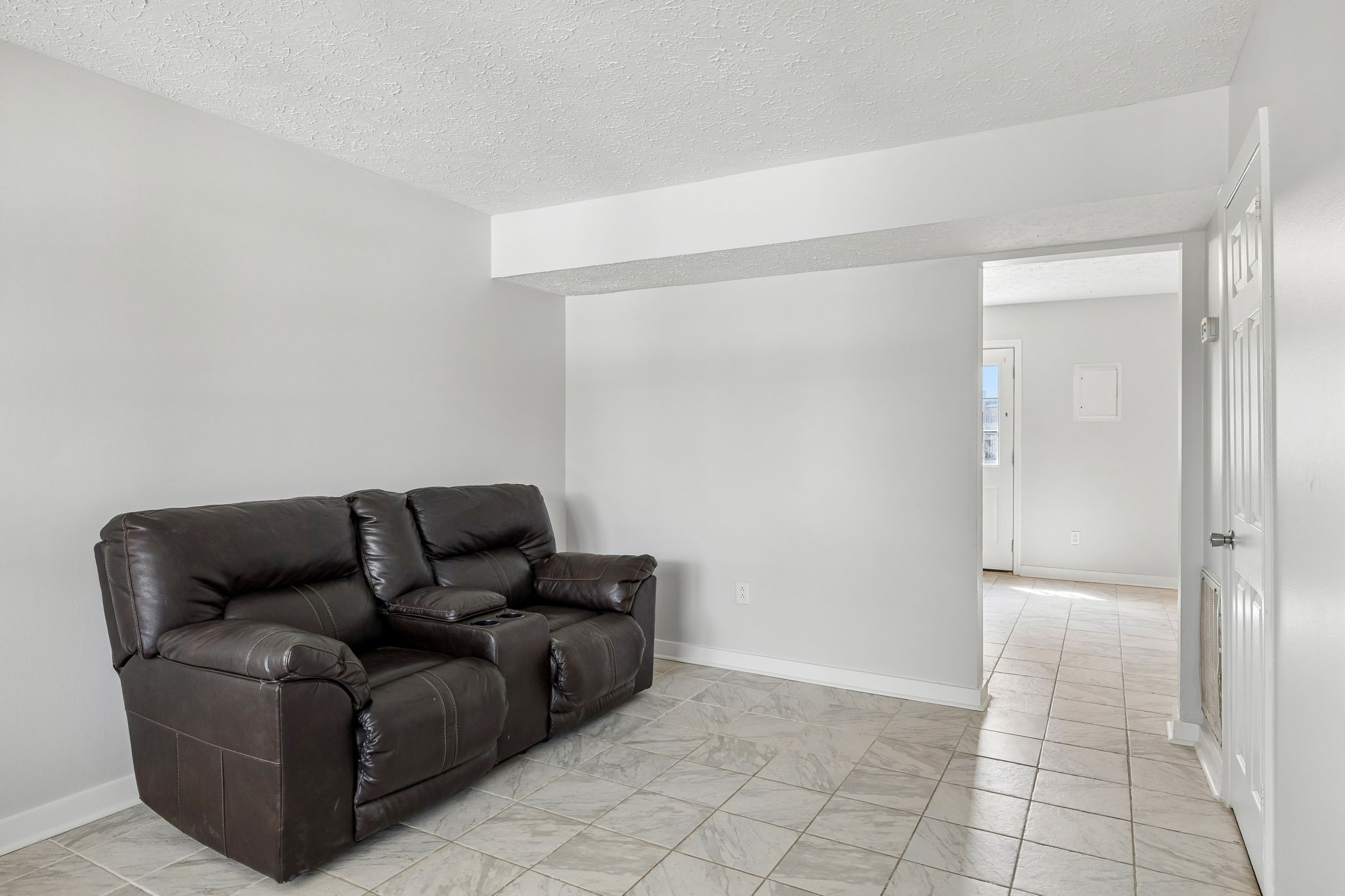 211 Archwood Dr