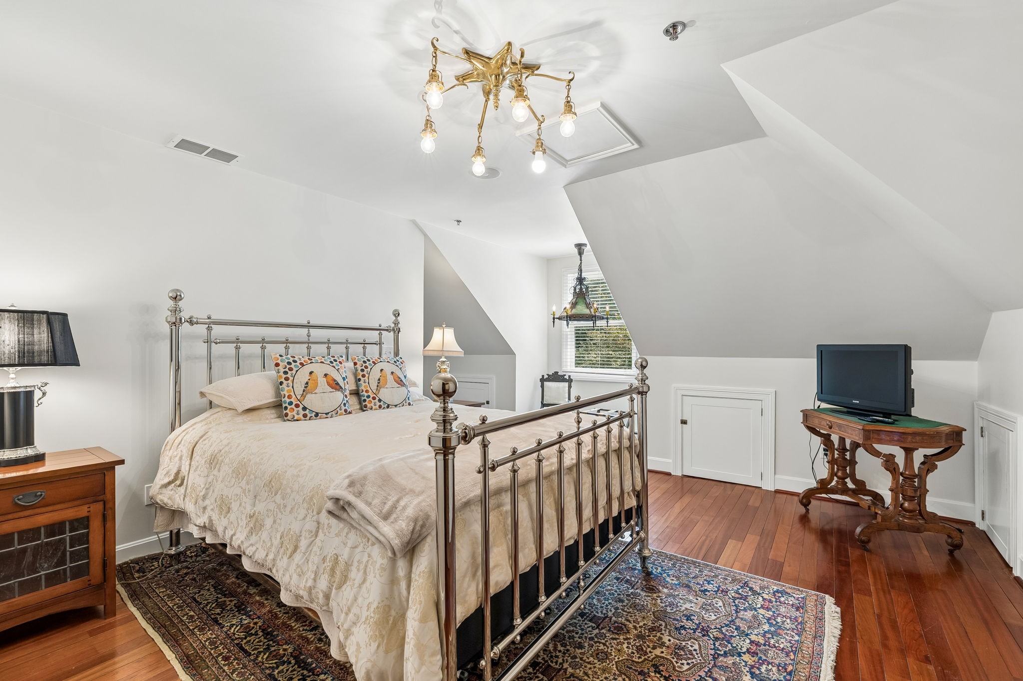 1374 Peter Pond Rd