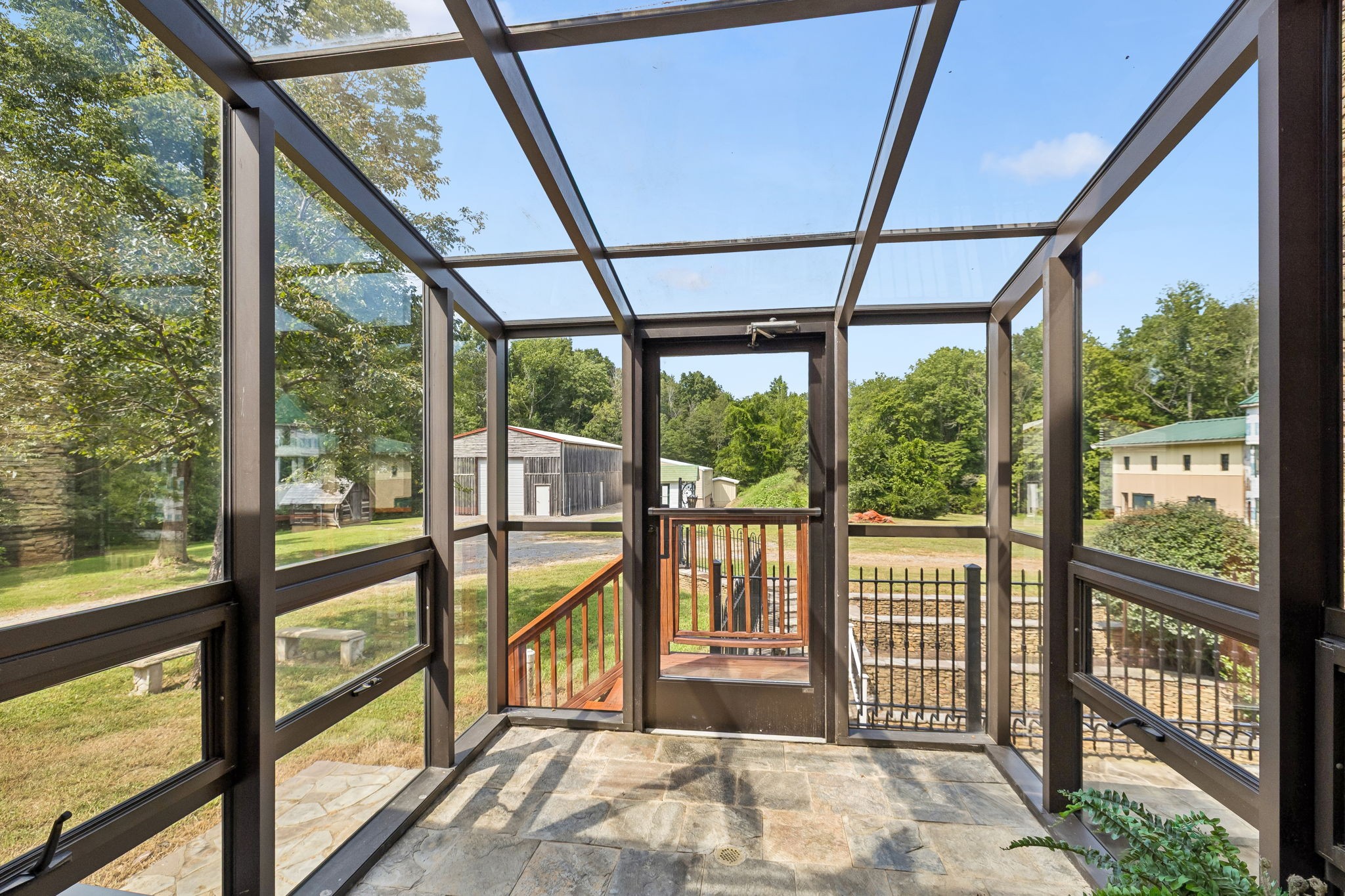 1374 Peter Pond Rd
