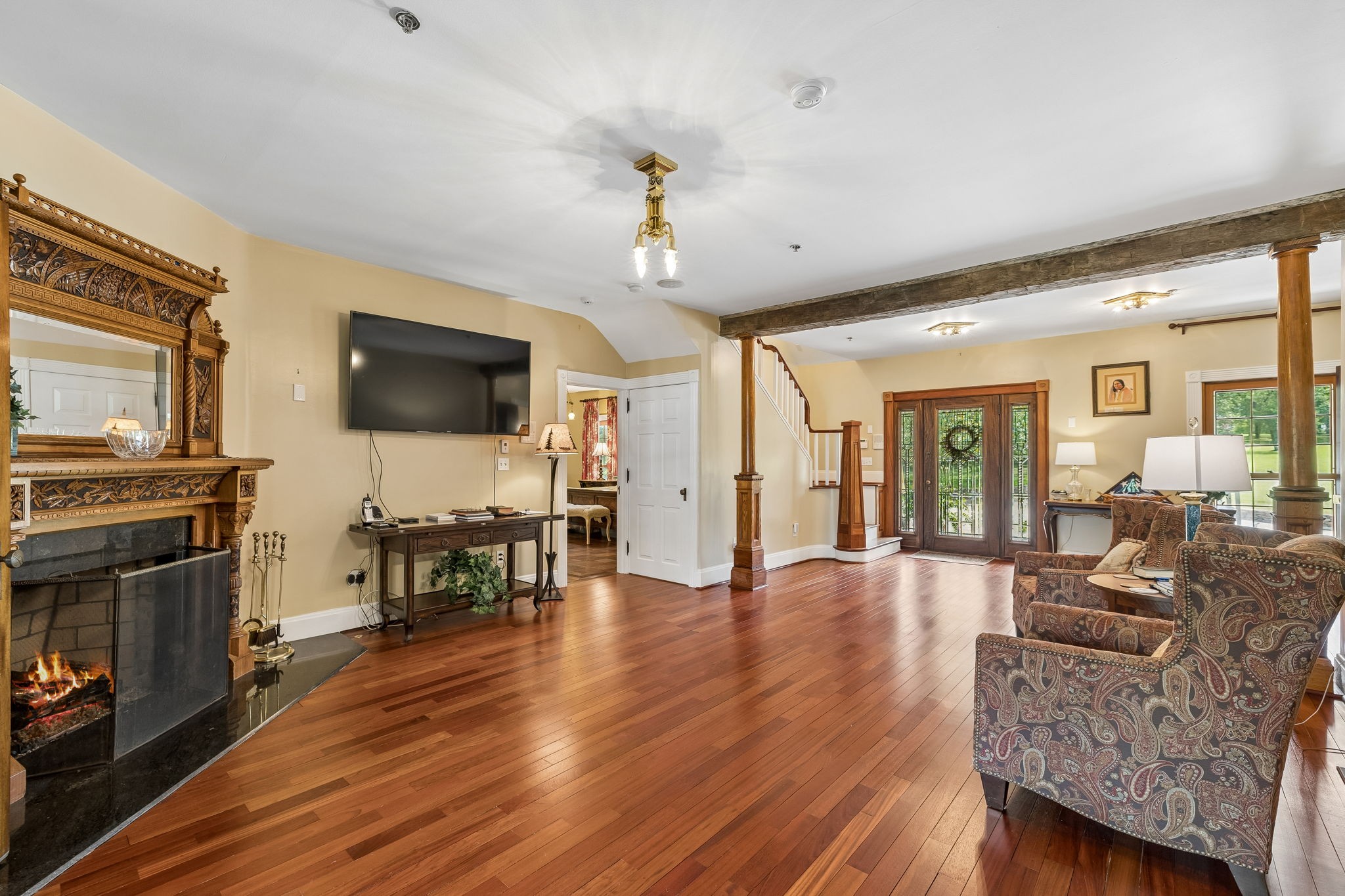 1374 Peter Pond Rd