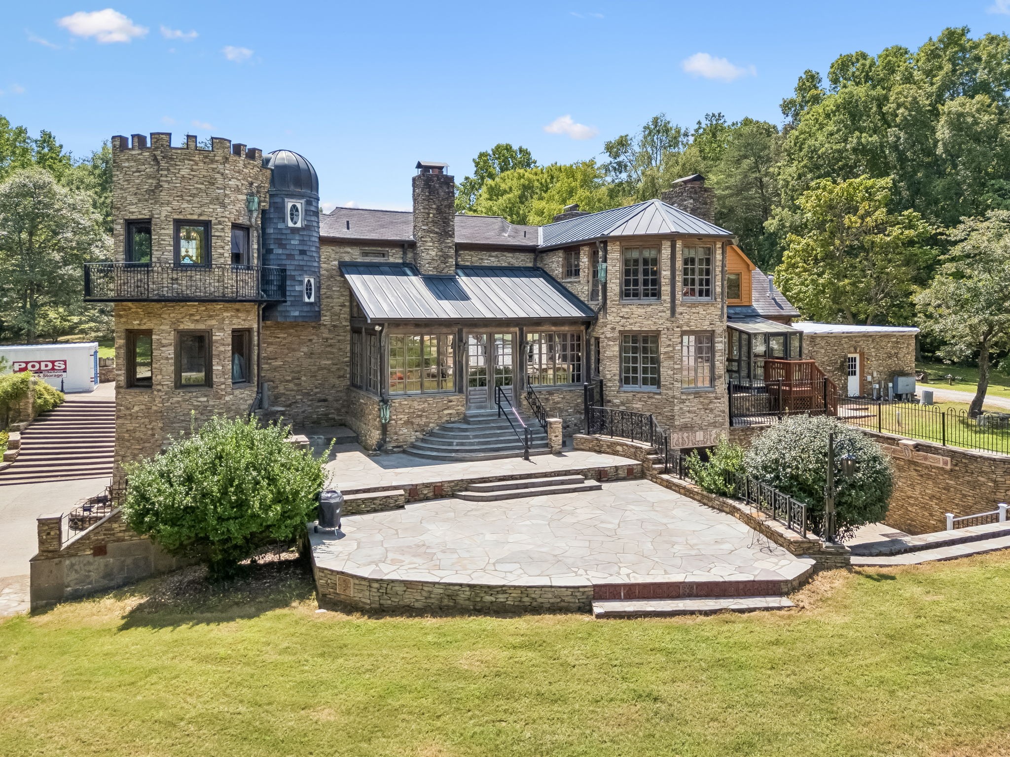 1374 Peter Pond Rd