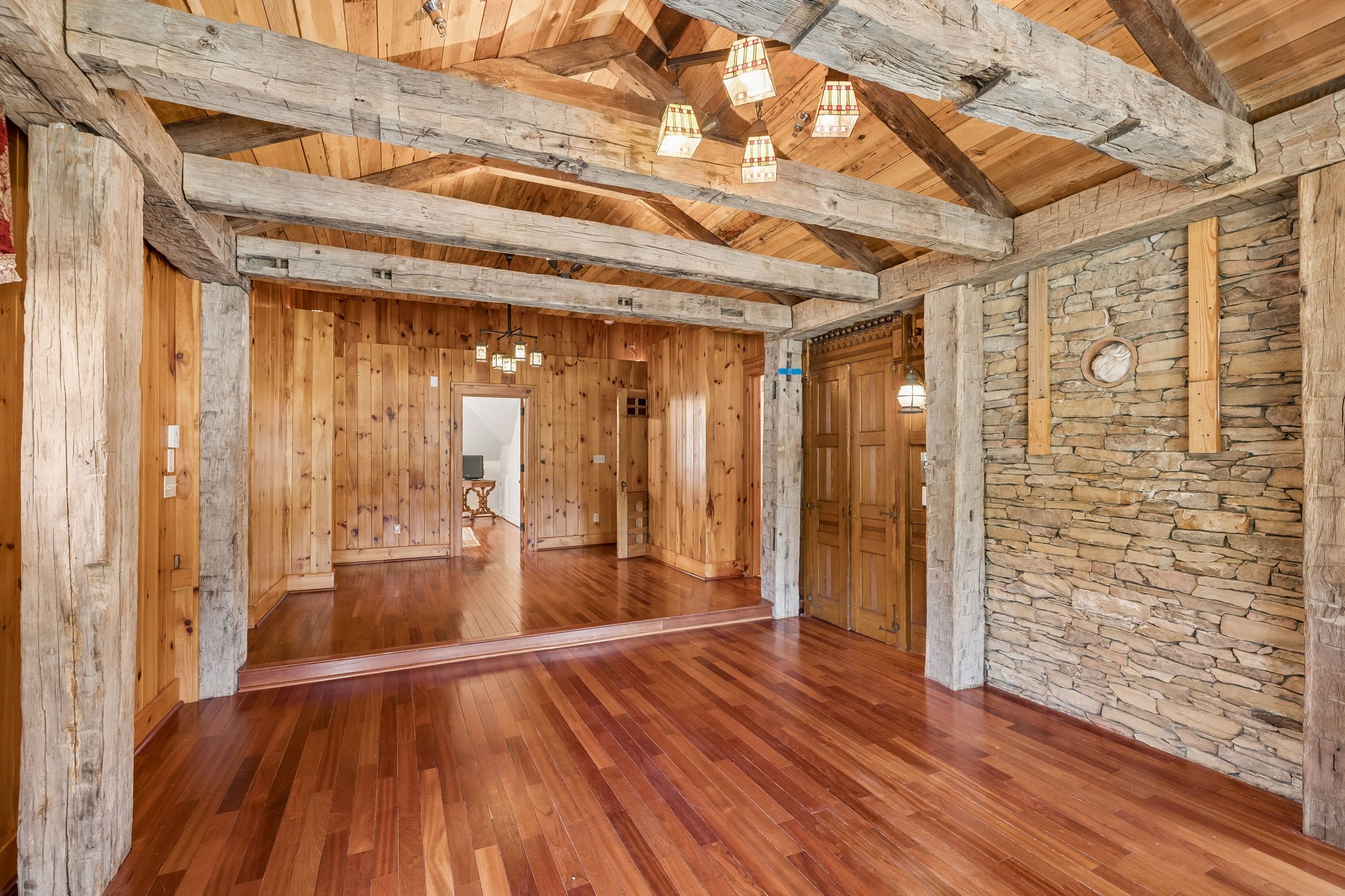 1374 Peter Pond Rd