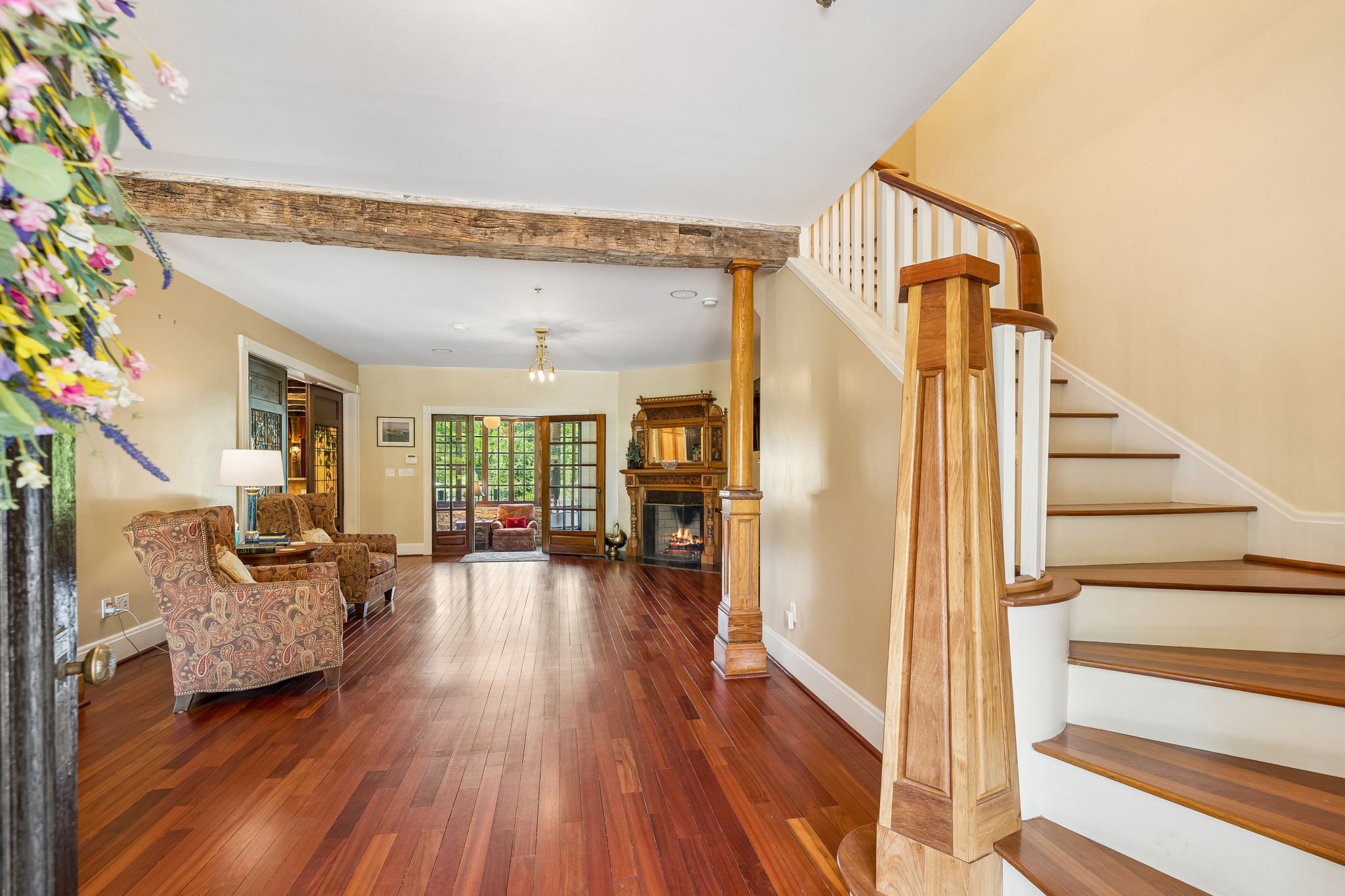 1374 Peter Pond Rd