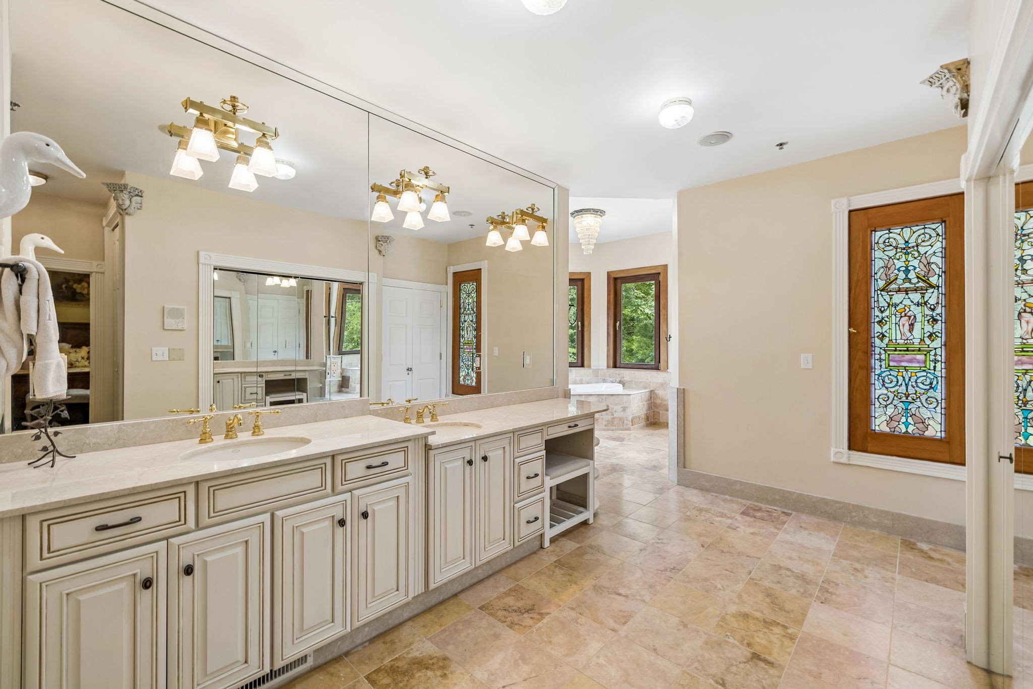 1374 Peter Pond Rd