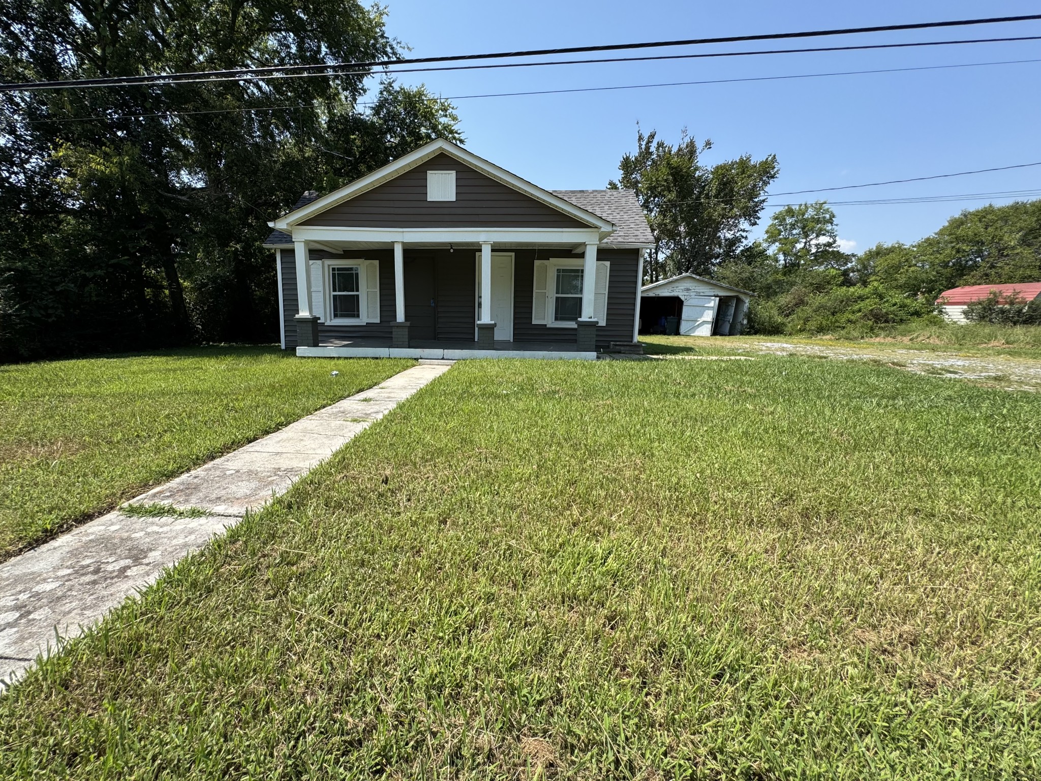 1376 Rutledge Ln