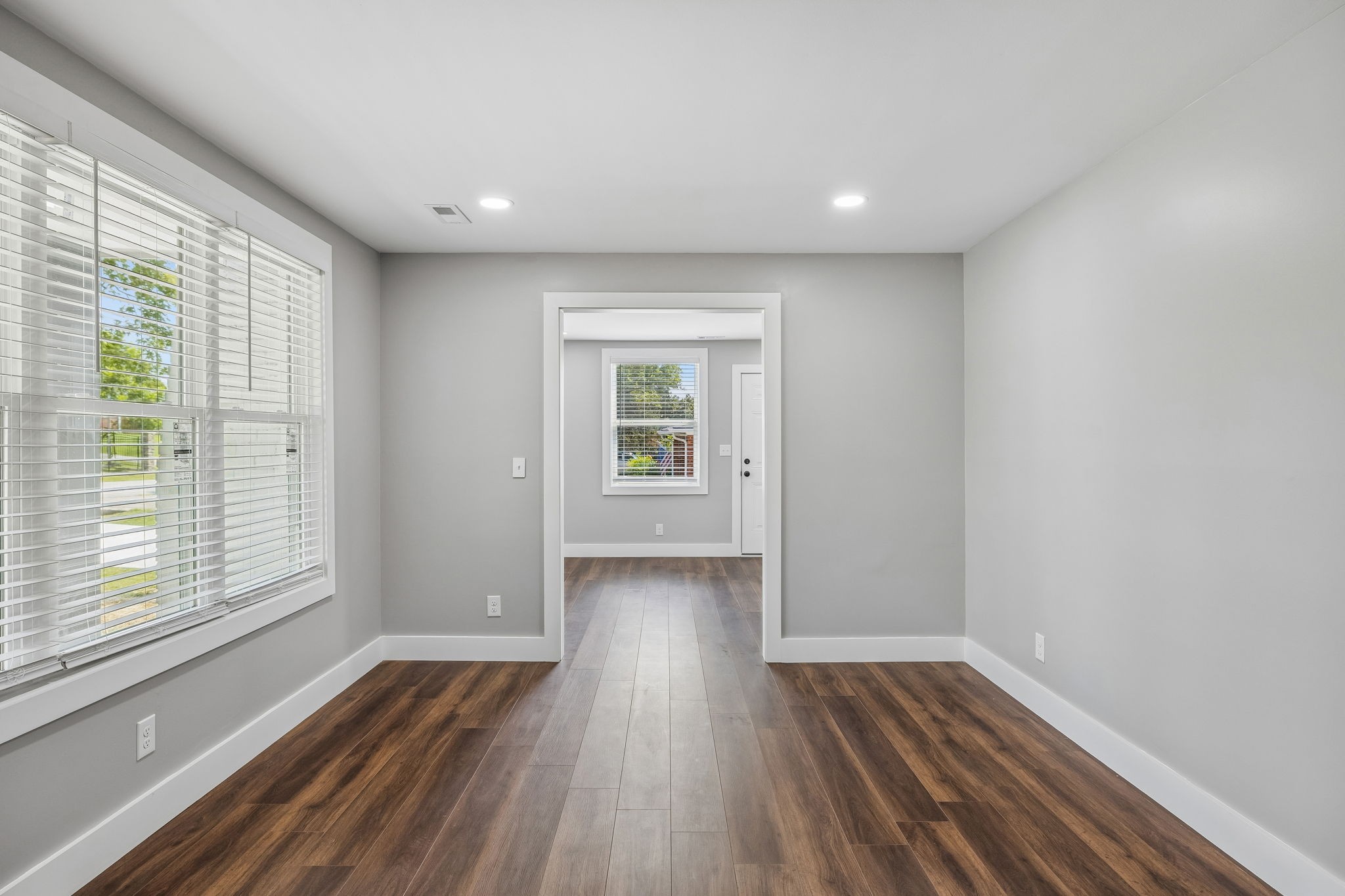 387 Ocala Dr
