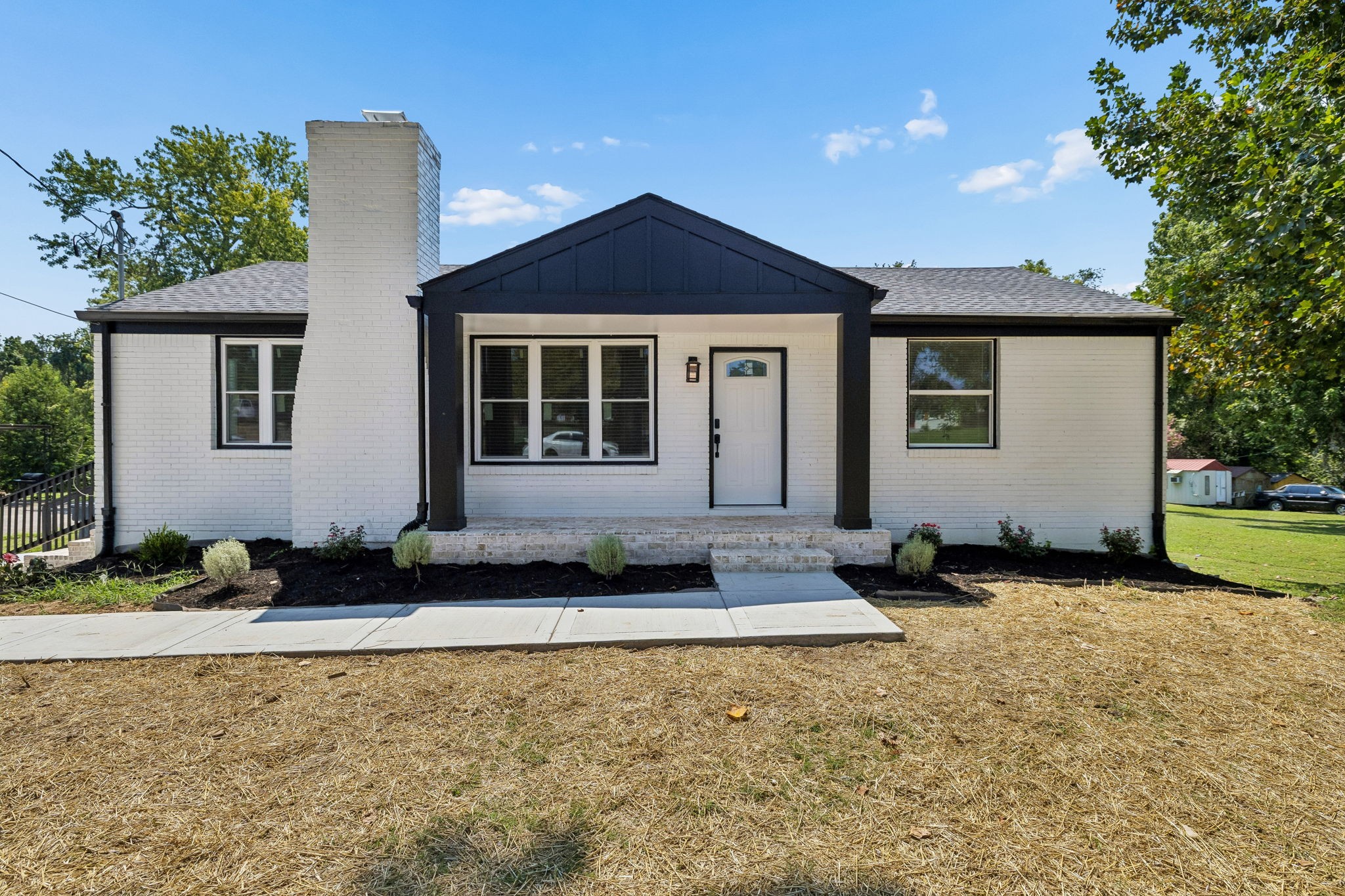 387 Ocala Dr