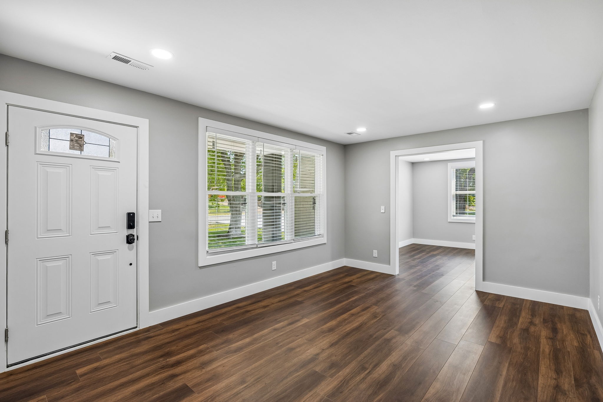 387 Ocala Dr