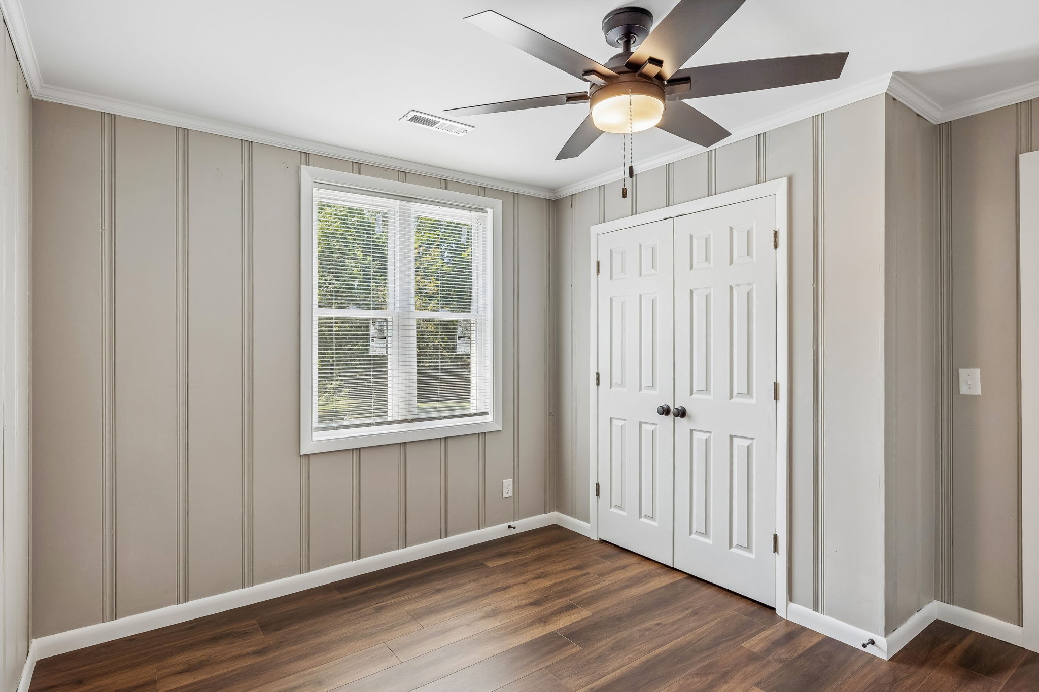 387 Ocala Dr