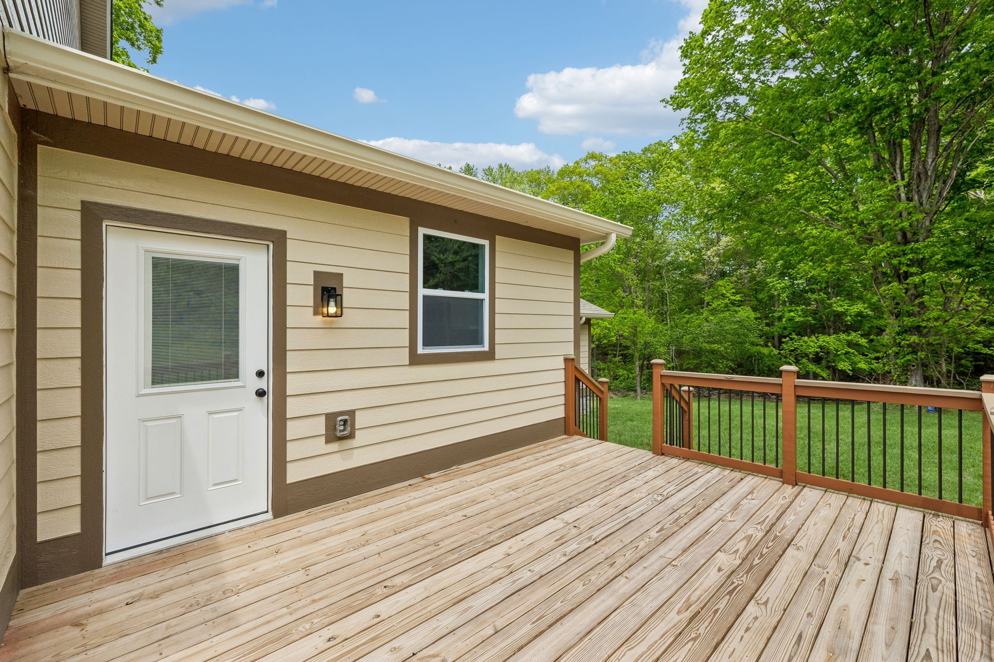 1198 Rogues Fork Rd