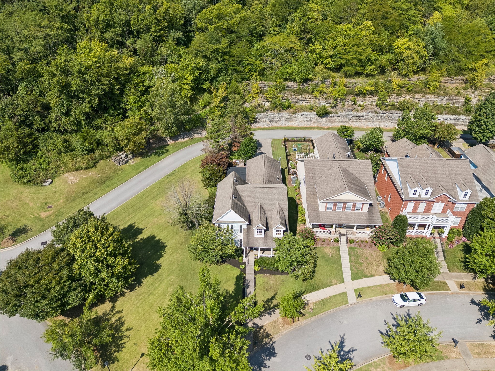 601 Patriot Ln