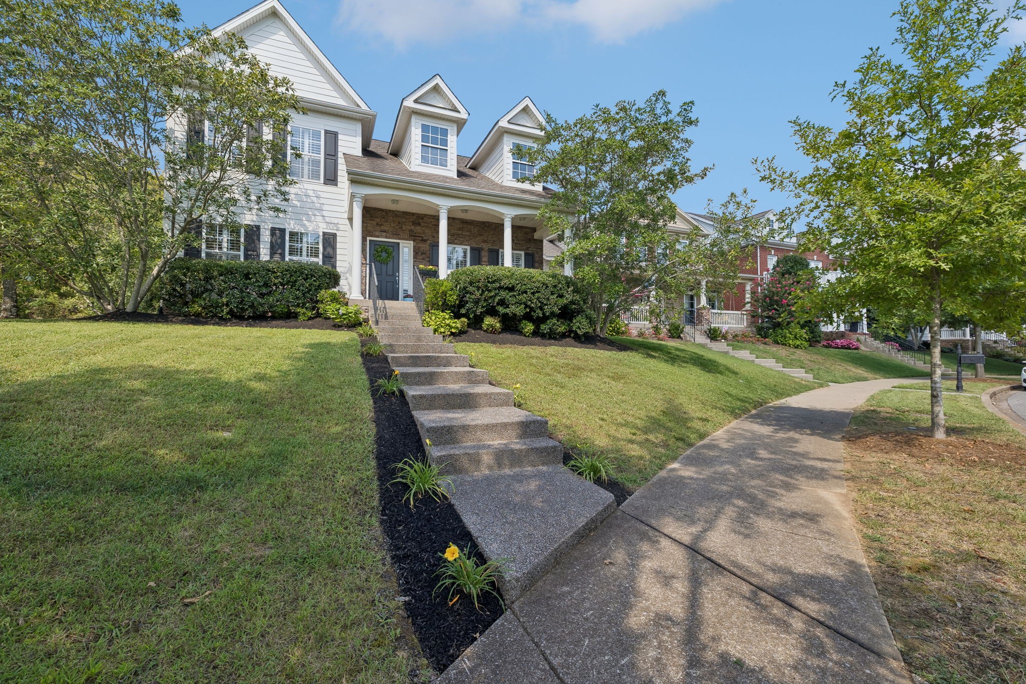 601 Patriot Ln