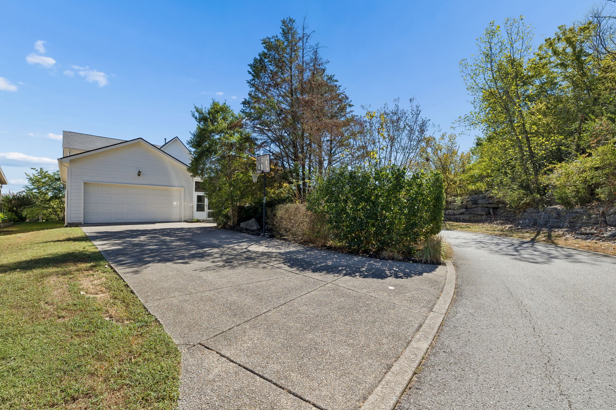 601 Patriot Ln