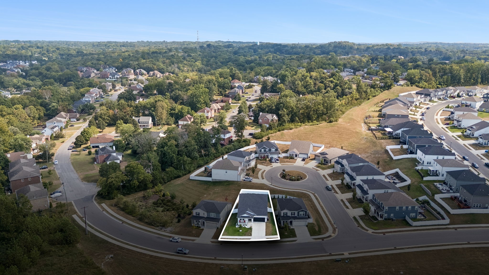 4877 Myra Dr