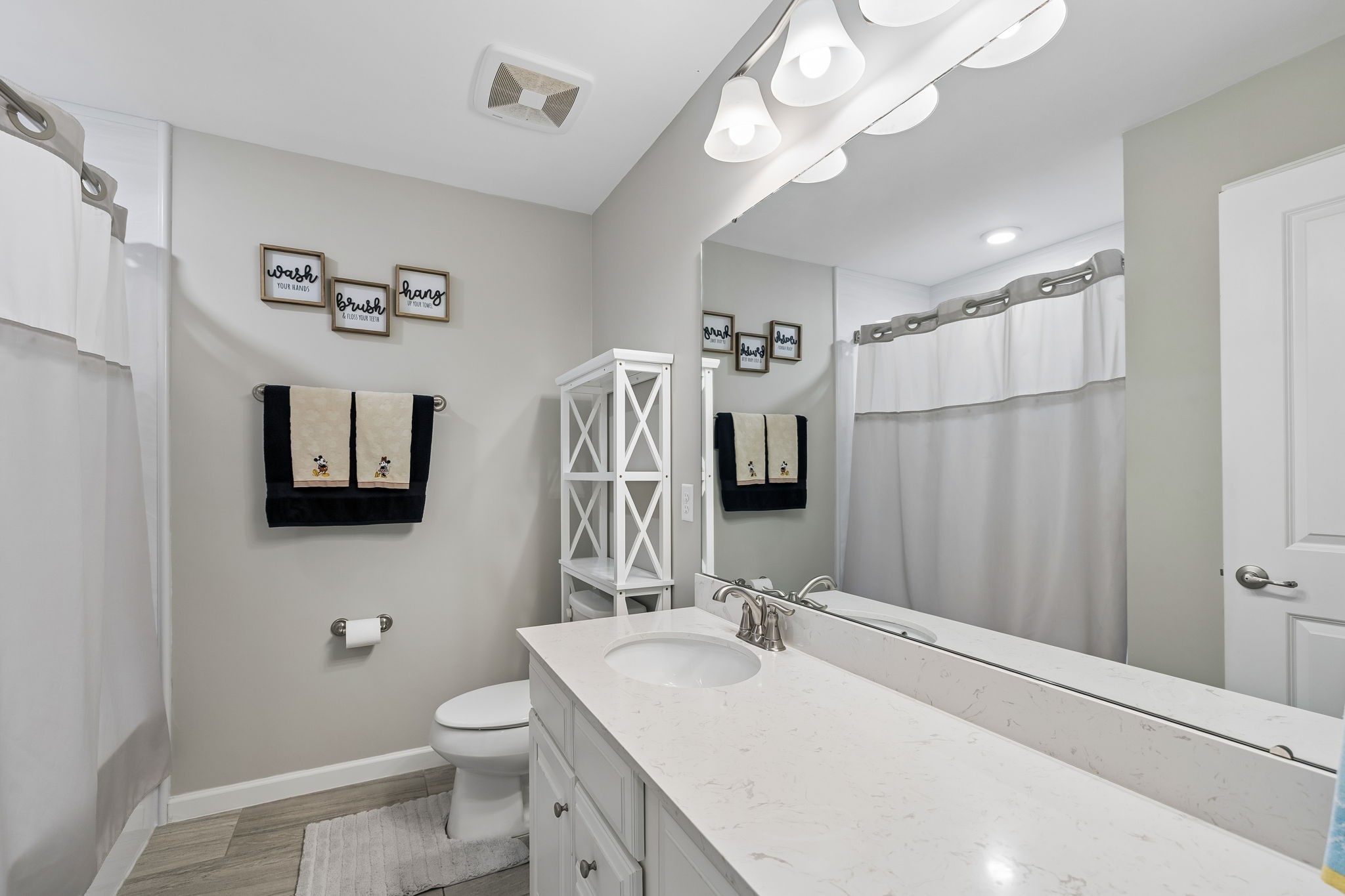 2852 Bluestem Ln