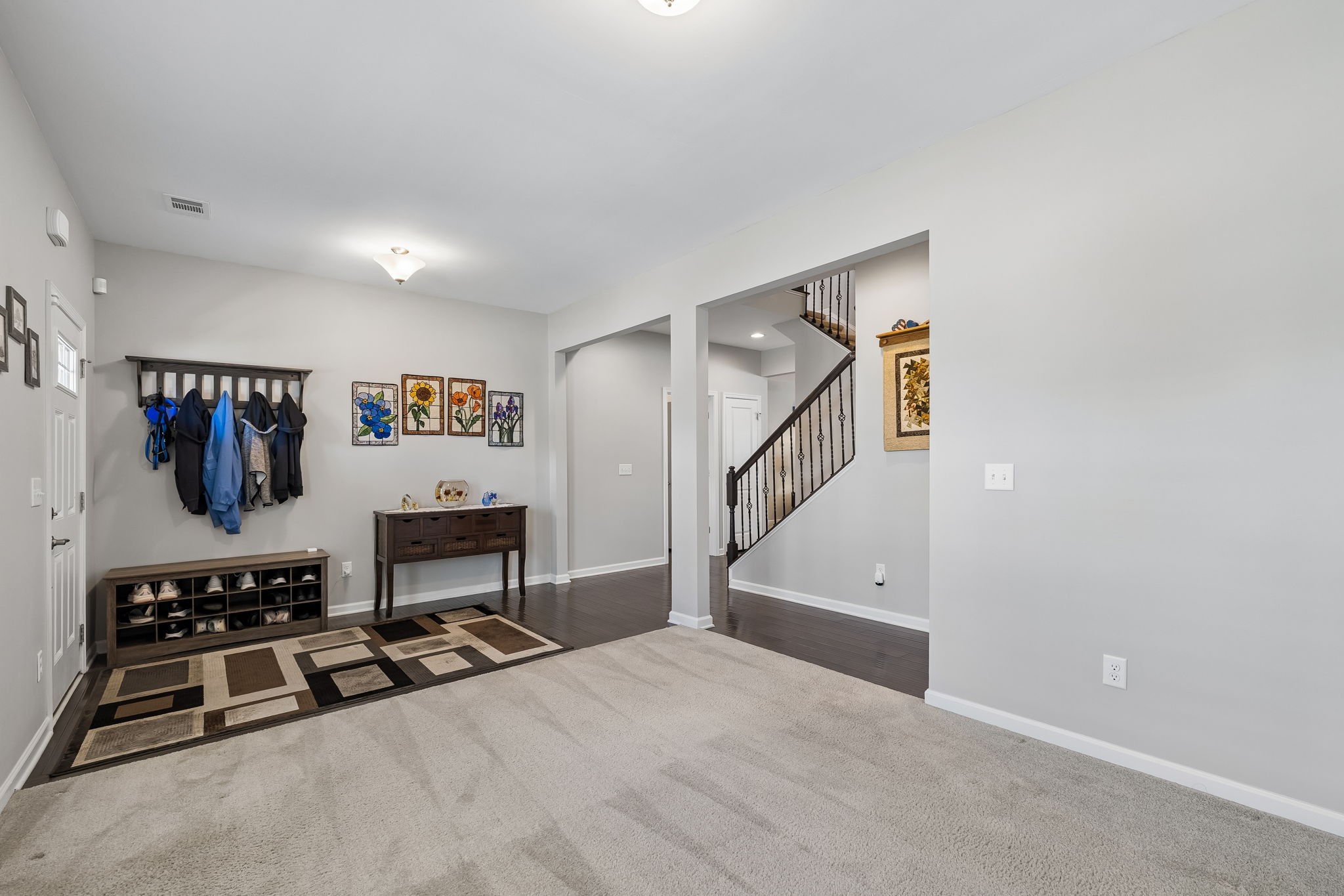 2852 Bluestem Ln
