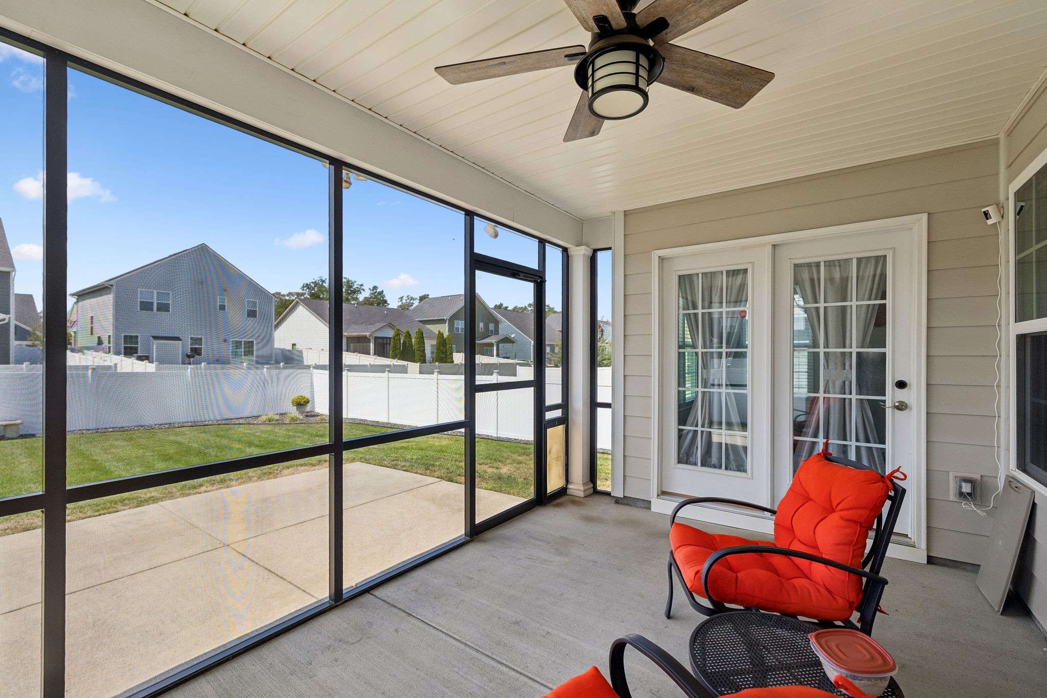 2852 Bluestem Ln
