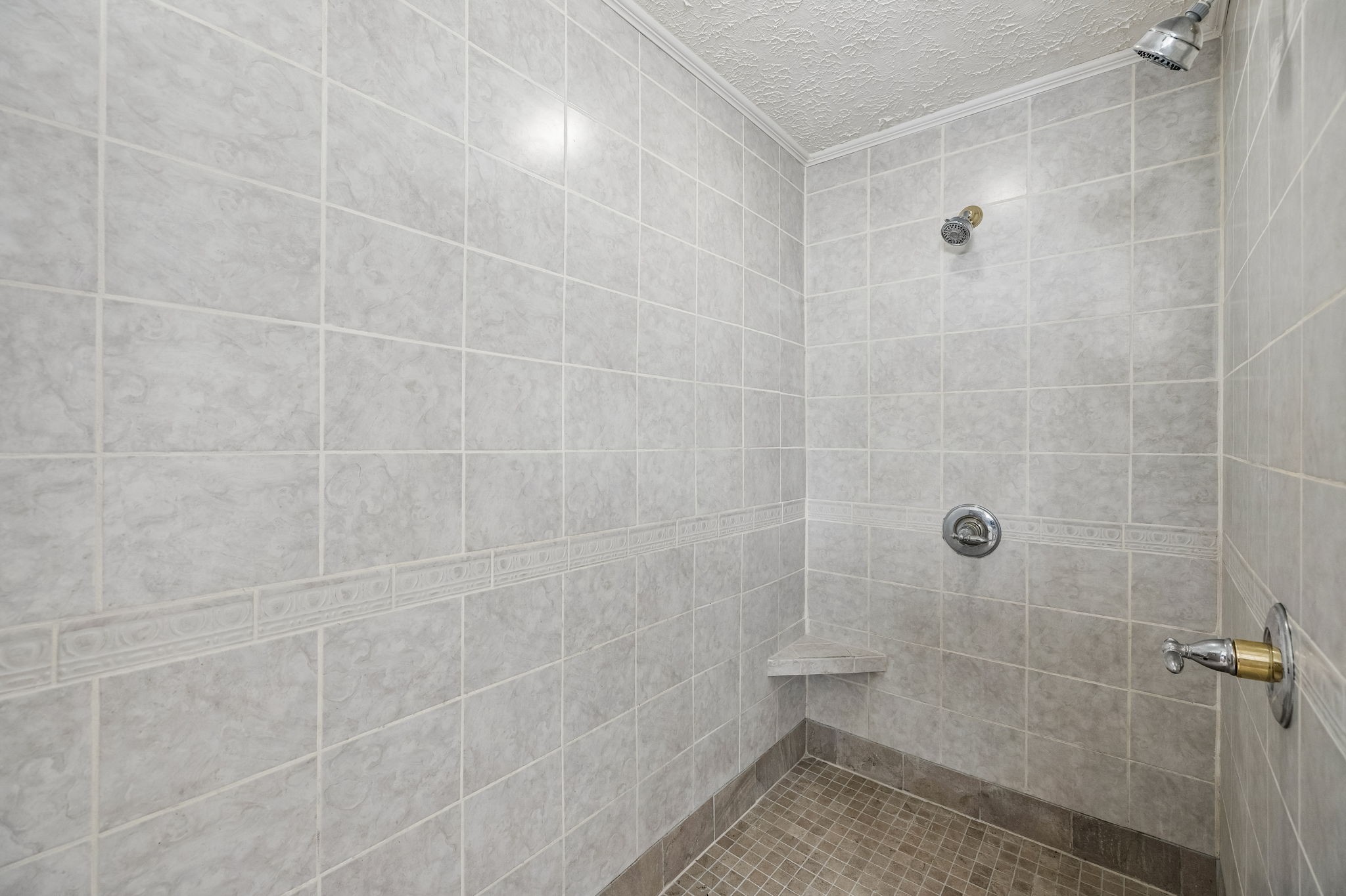 1332 S Dickerson Rd