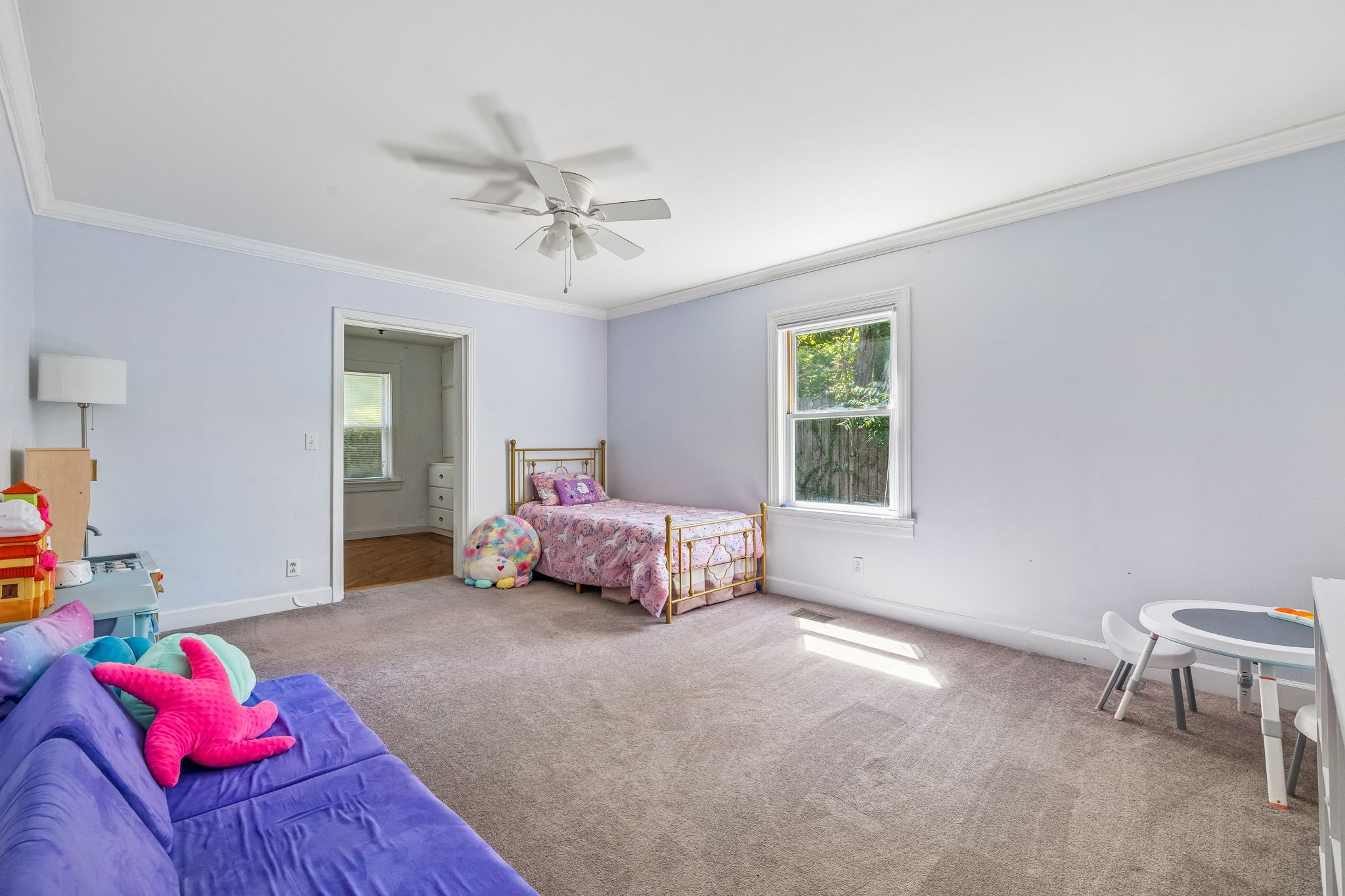 1332 S Dickerson Rd