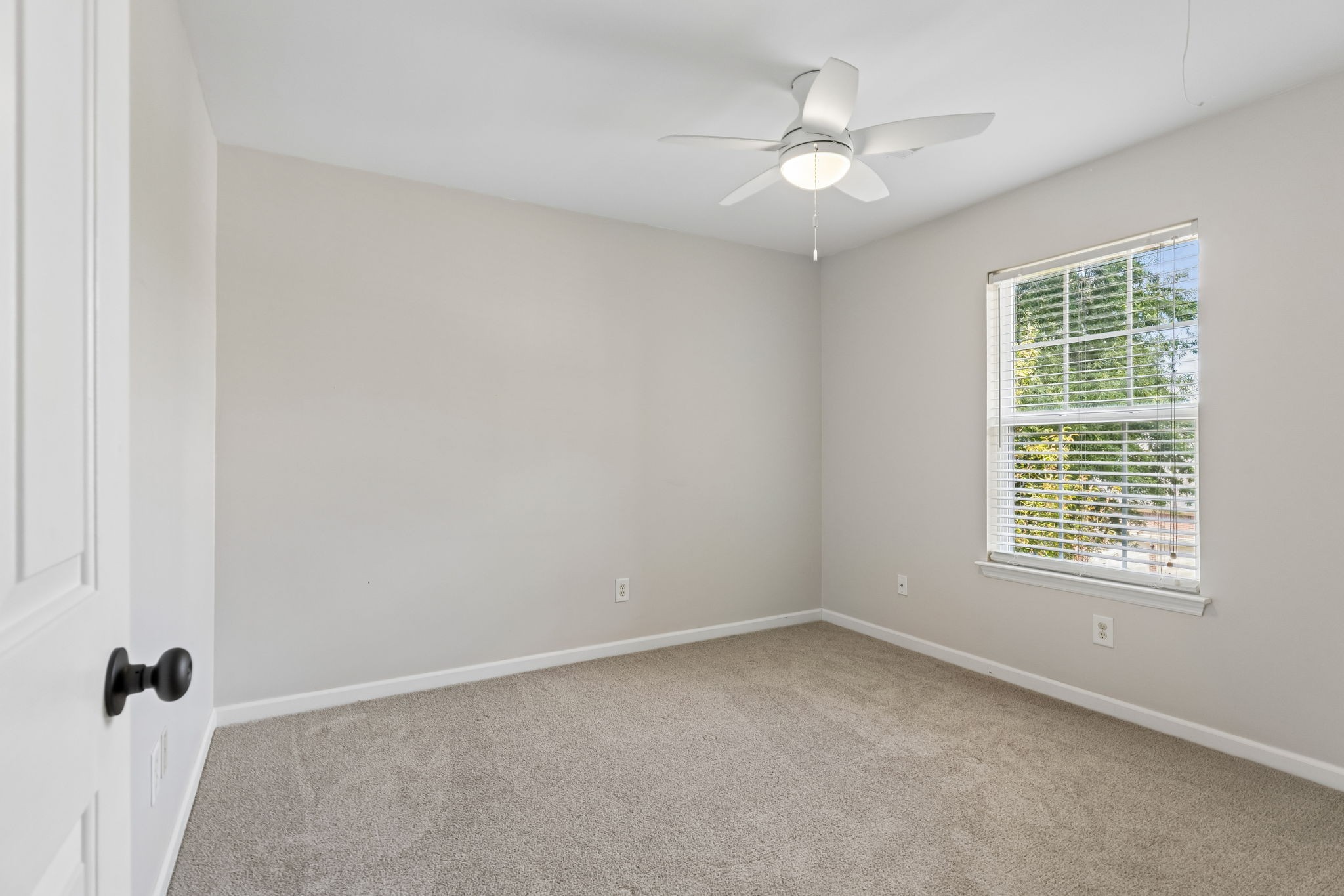 821 Holt Grove Ct
