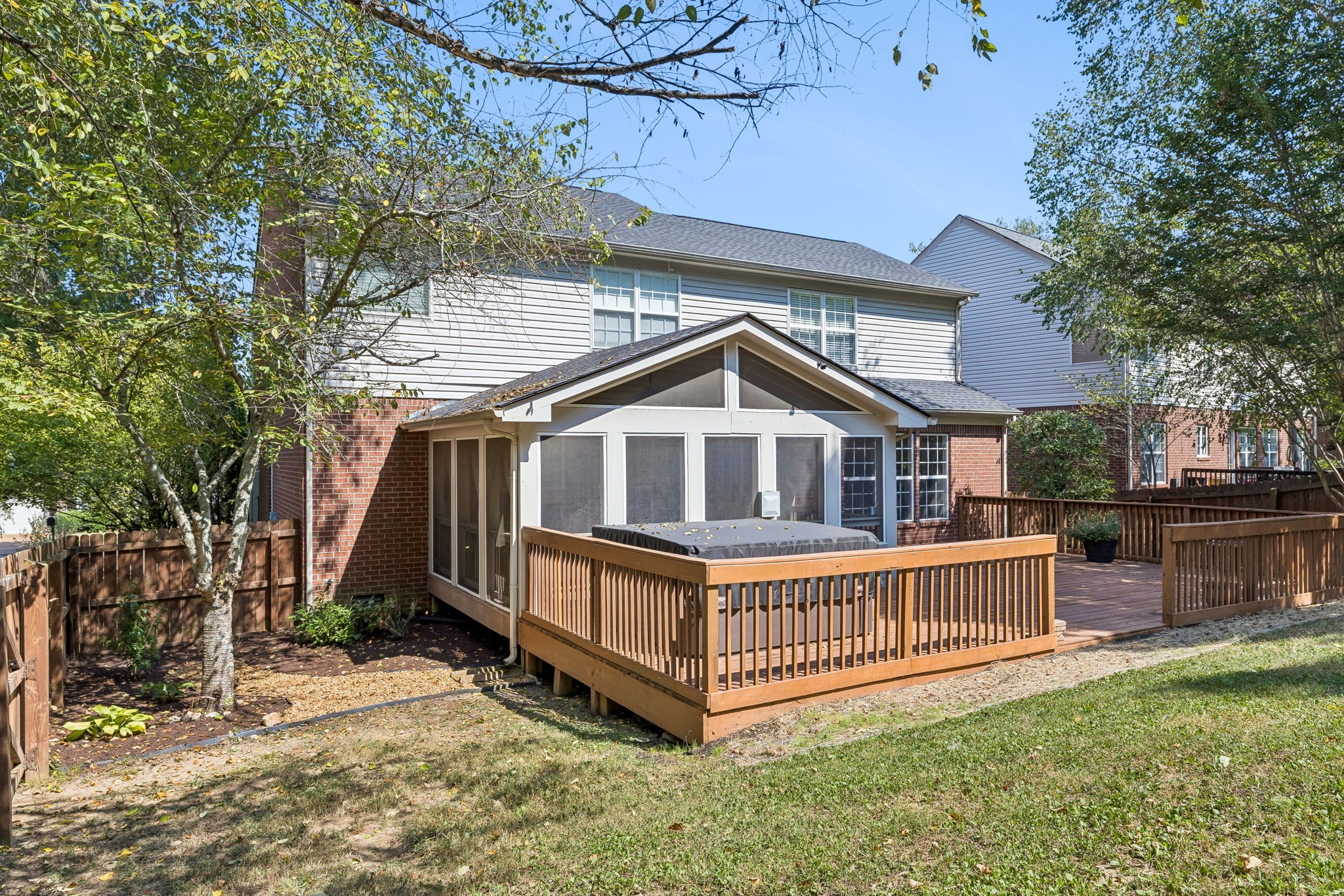 821 Holt Grove Ct