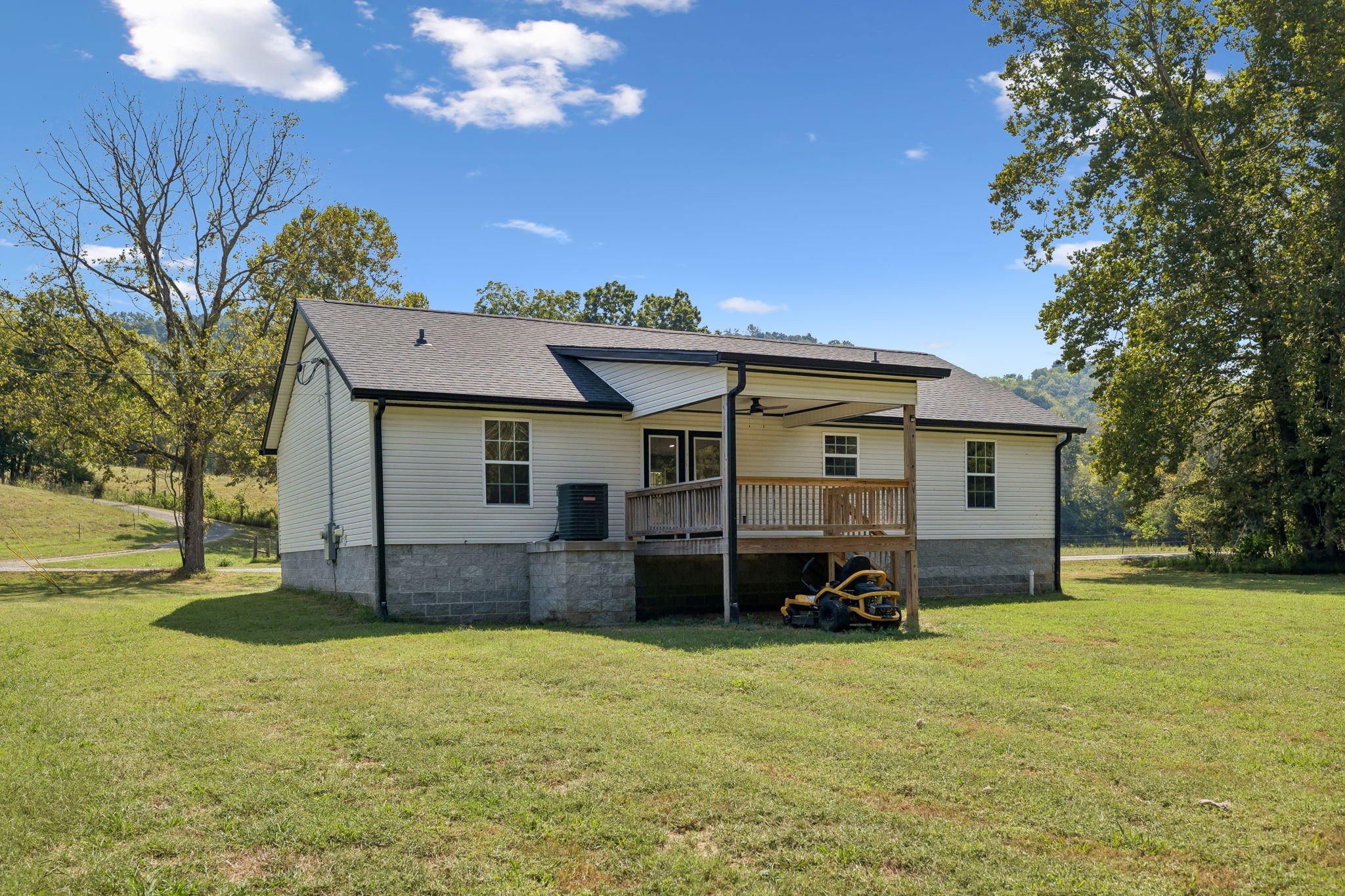 274 Plunkett Creek Rd