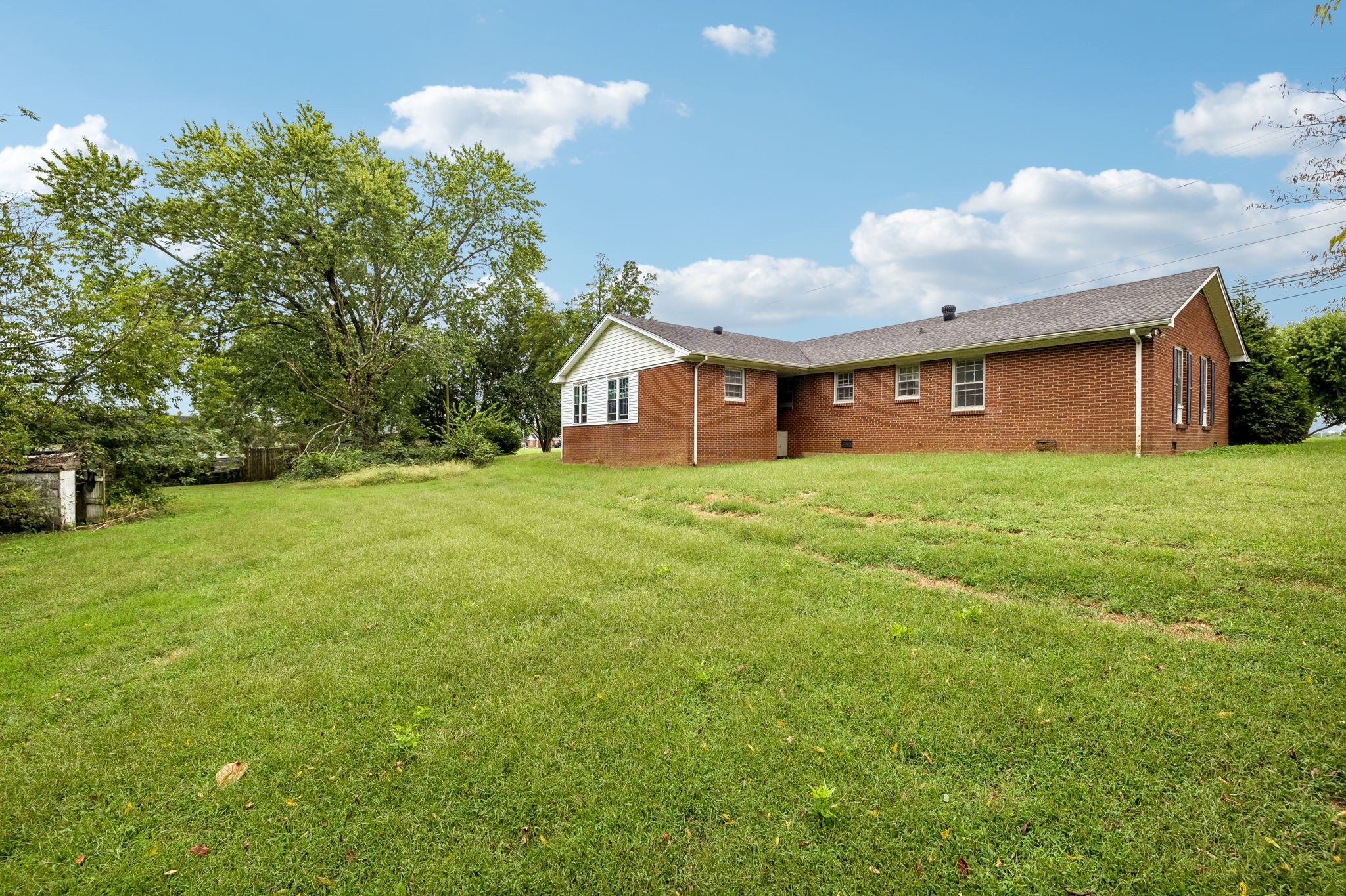 5988 Highway 31, W
