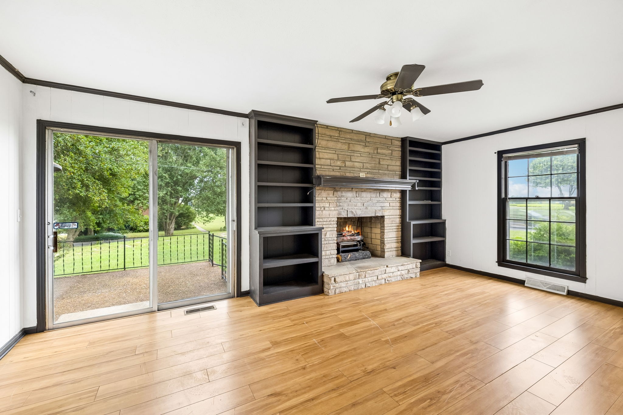 5988 Highway 31, W