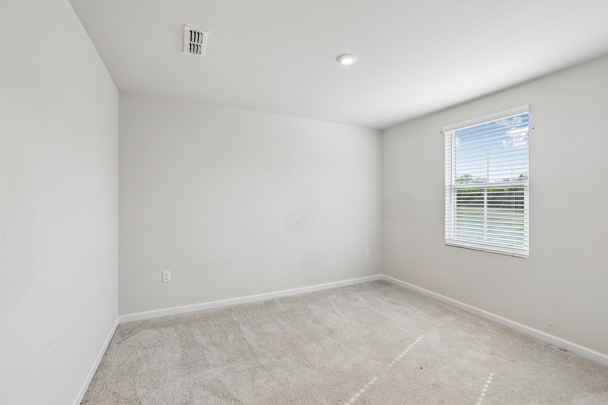 5778 Stardive Way