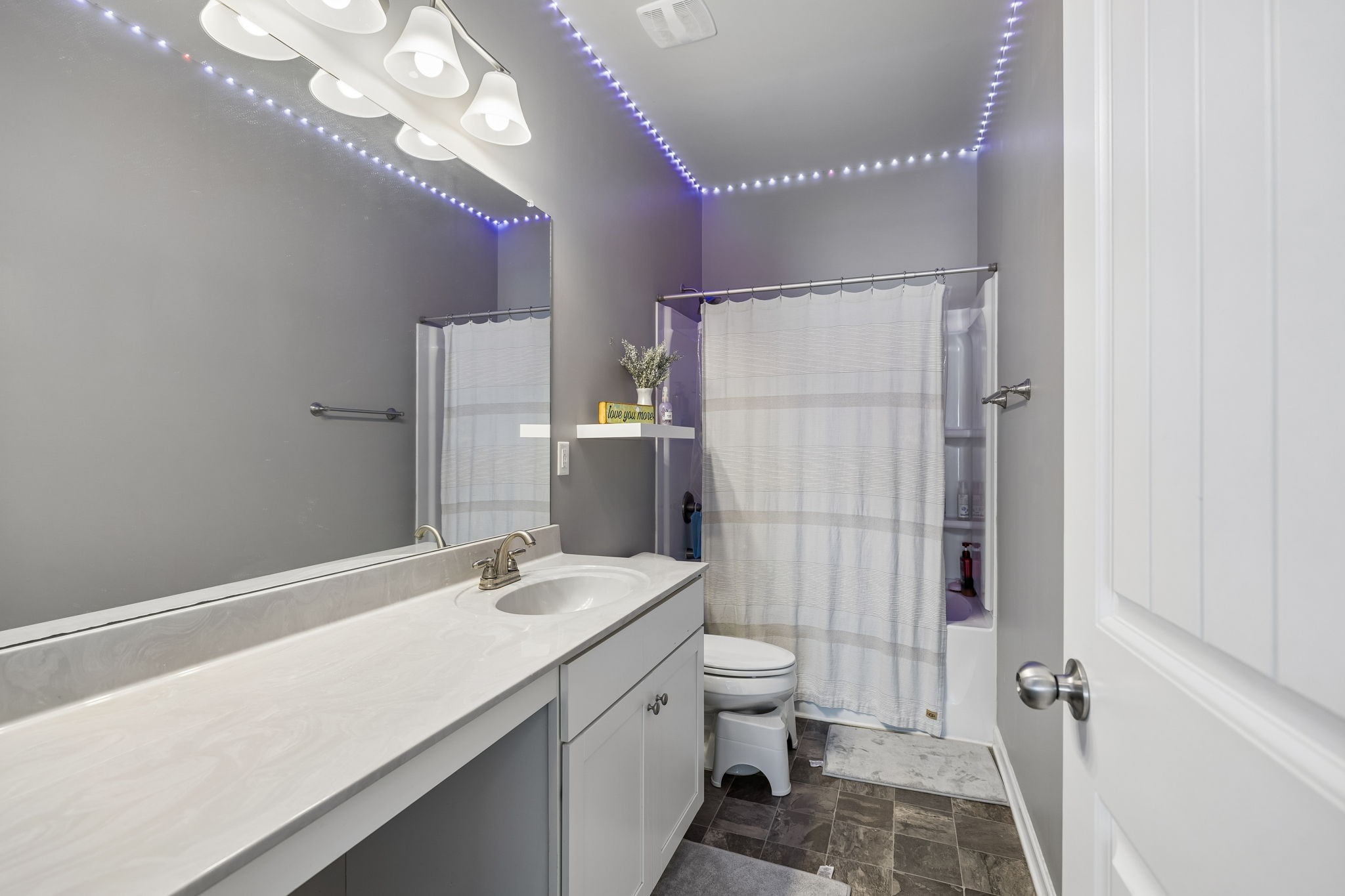 3015 Goodtown Trce
