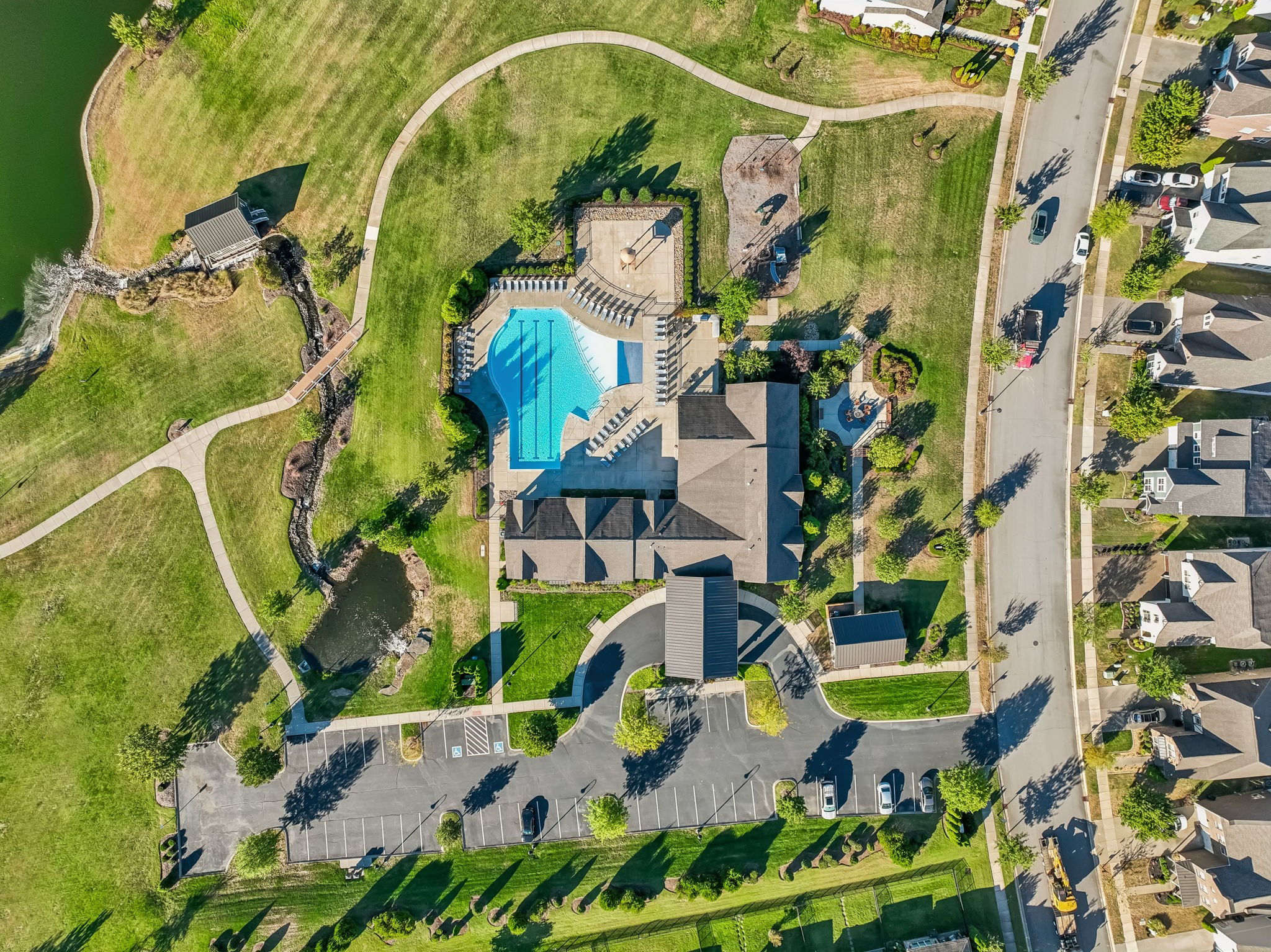 911 Cherry Grove Dr
