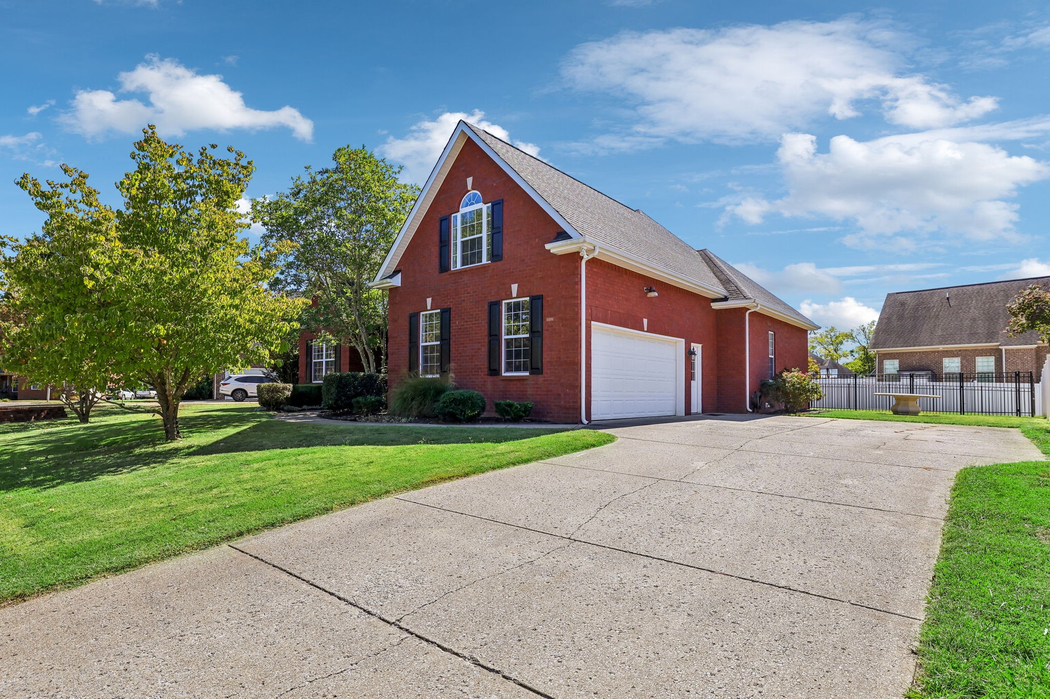 3630 Geneva Dr