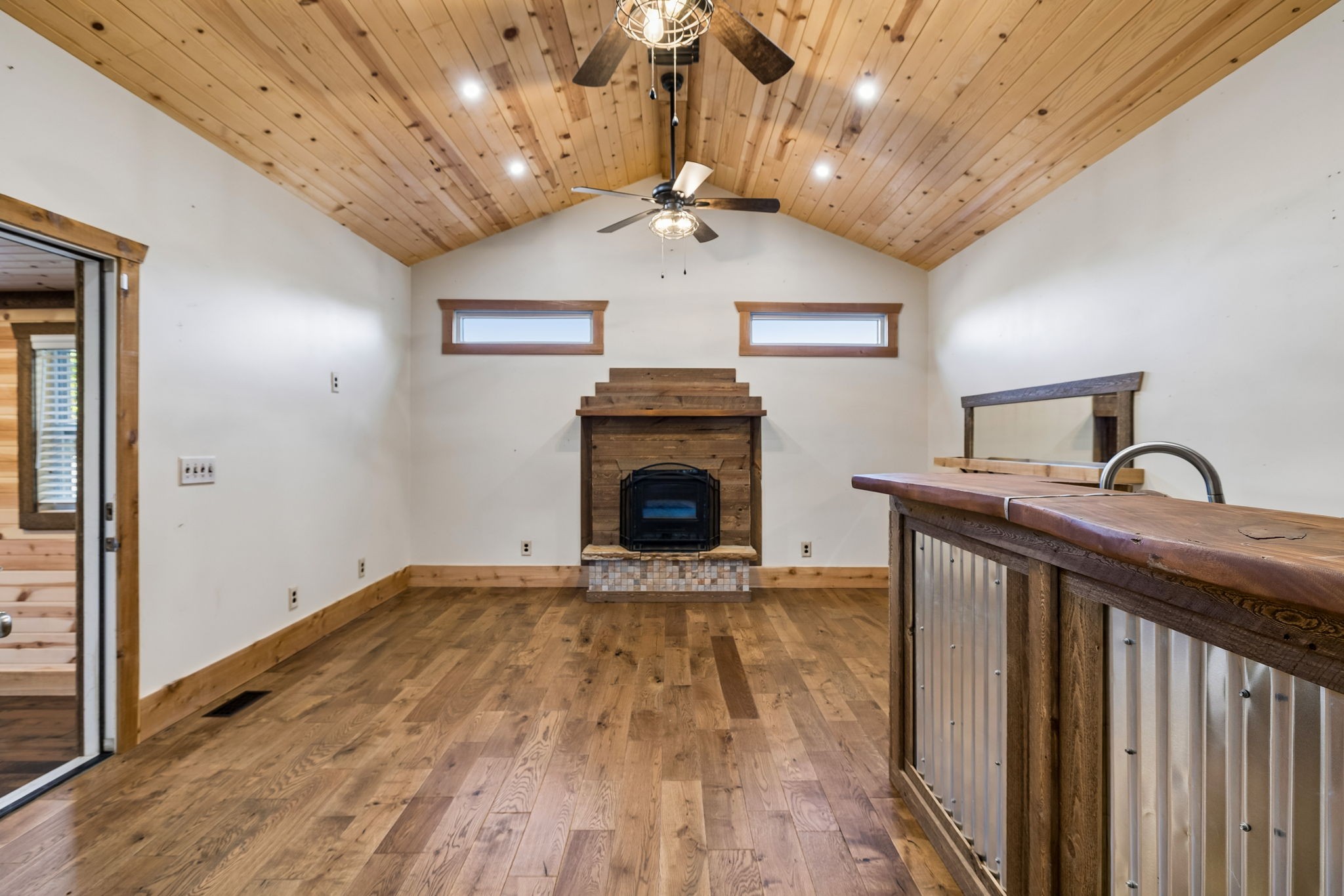2916 Starboard Dr
